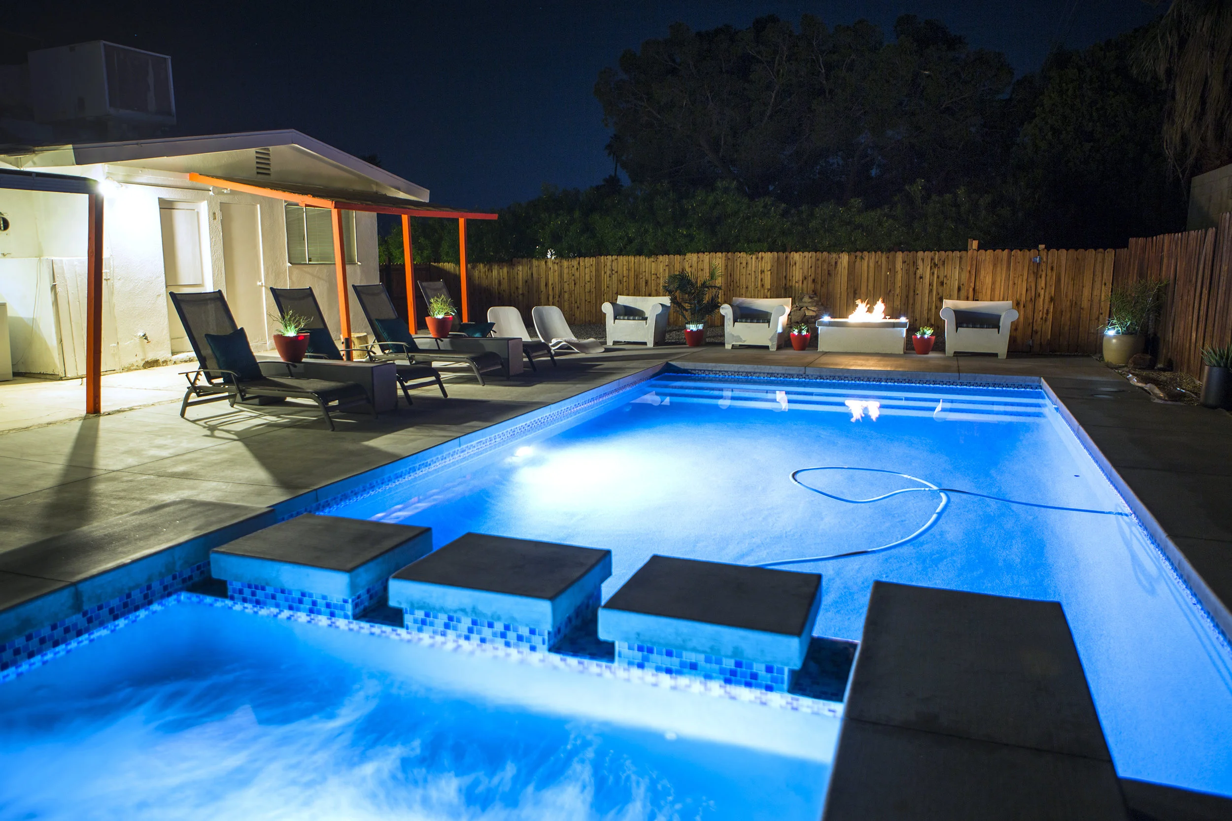 5T3A0226_PoolNight.jpg