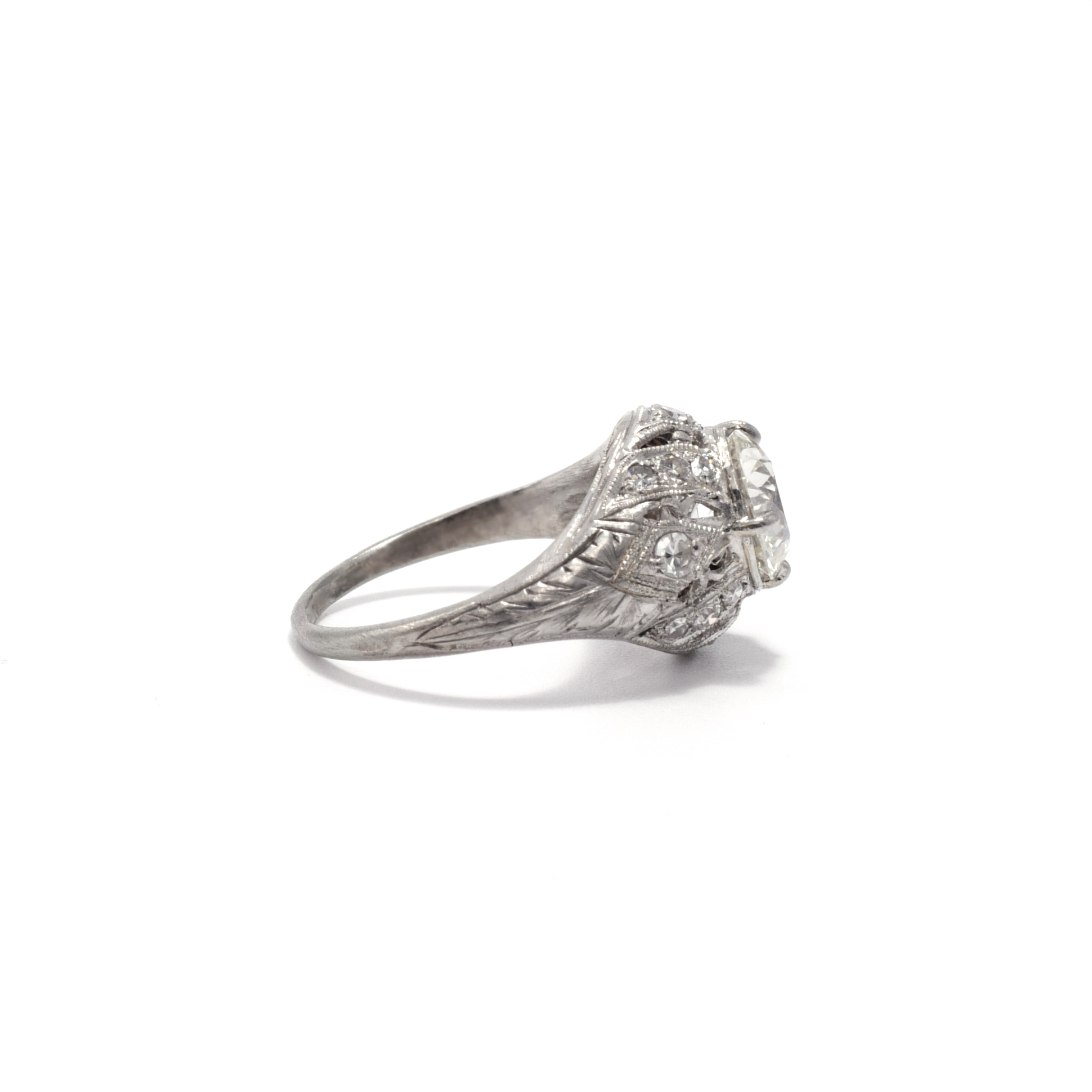Solitaire Edwardian engagement ring with European Cut Diamond