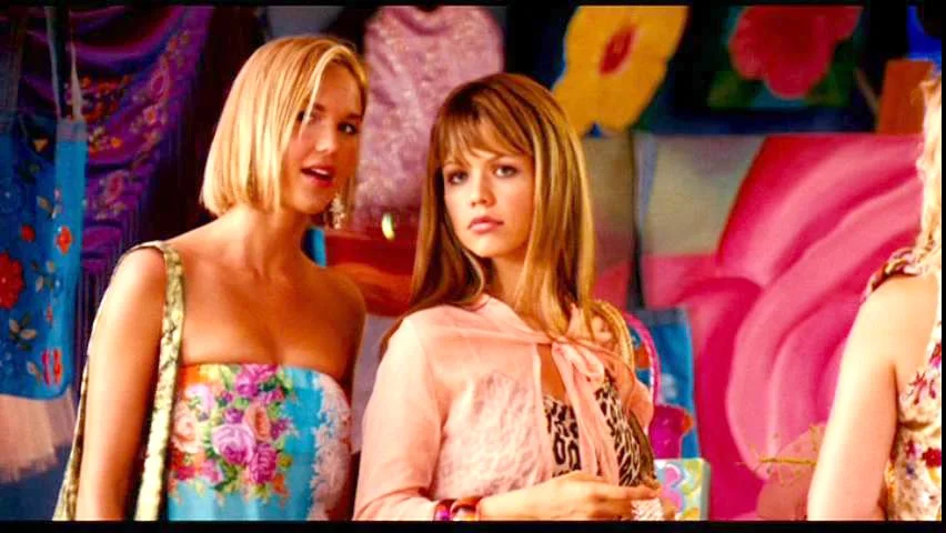 006AQU_Arielle_Kebbel_008.jpg