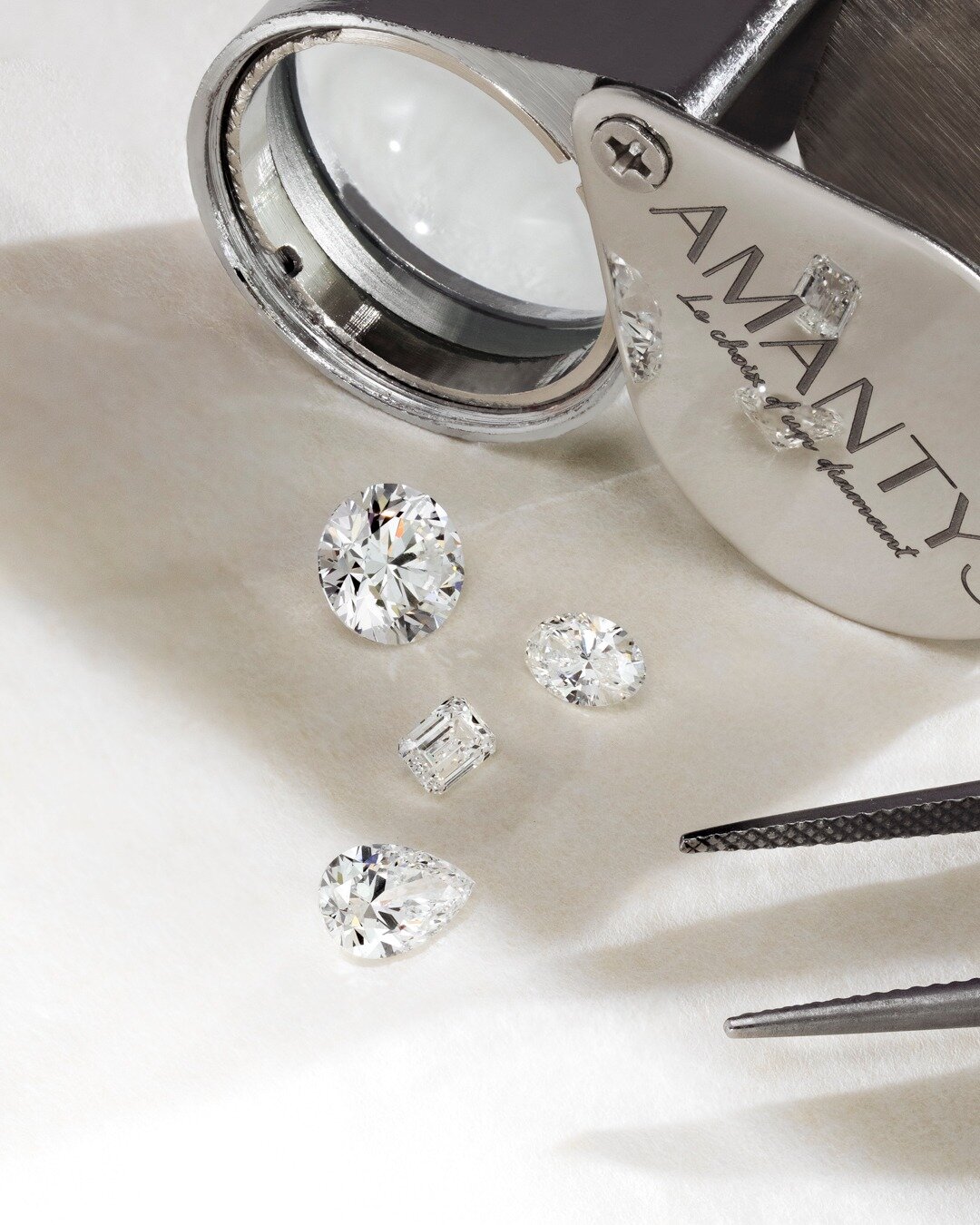 Personnalisez votre bague diamant à Paris 75001 - 5 rue de l'Echelle