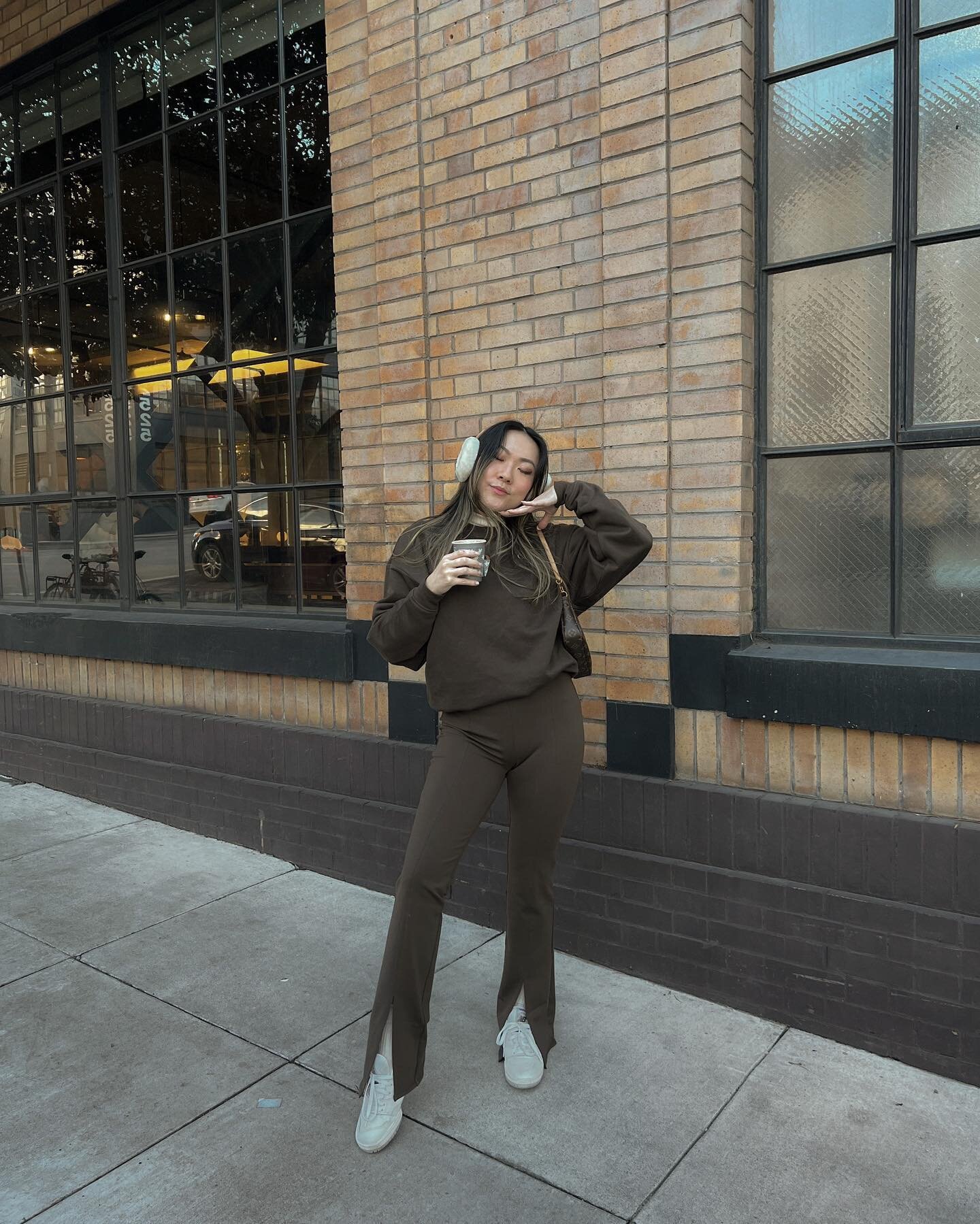 cozy errands fit from today + hot chocolate 🐻🍫 how cute is the little cookie pocket?!!🥹 &mdash; swipe to the end to see bubba 🐱

*outfit linked on my LTK*

cozy outfit, winter outfit, casual outfit, comfy outfit, #cozystreetwear #neutralstyle #br