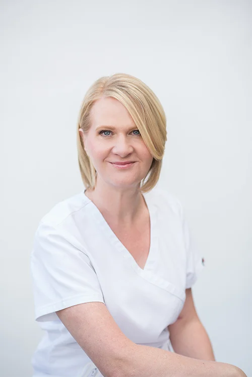 Amanda Manholt_web.jpg