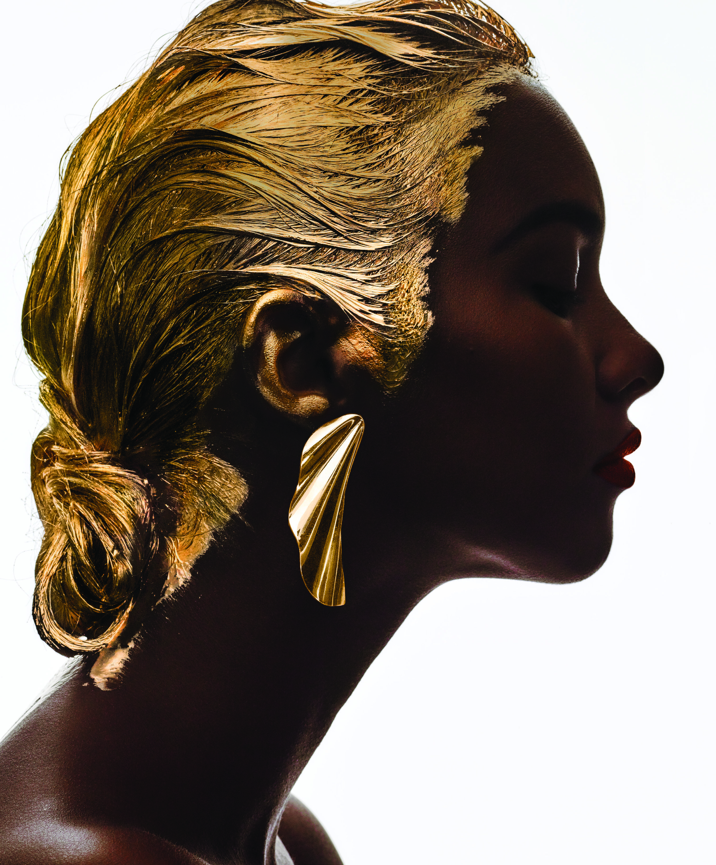HARPER'S BAZAAR US.jpg