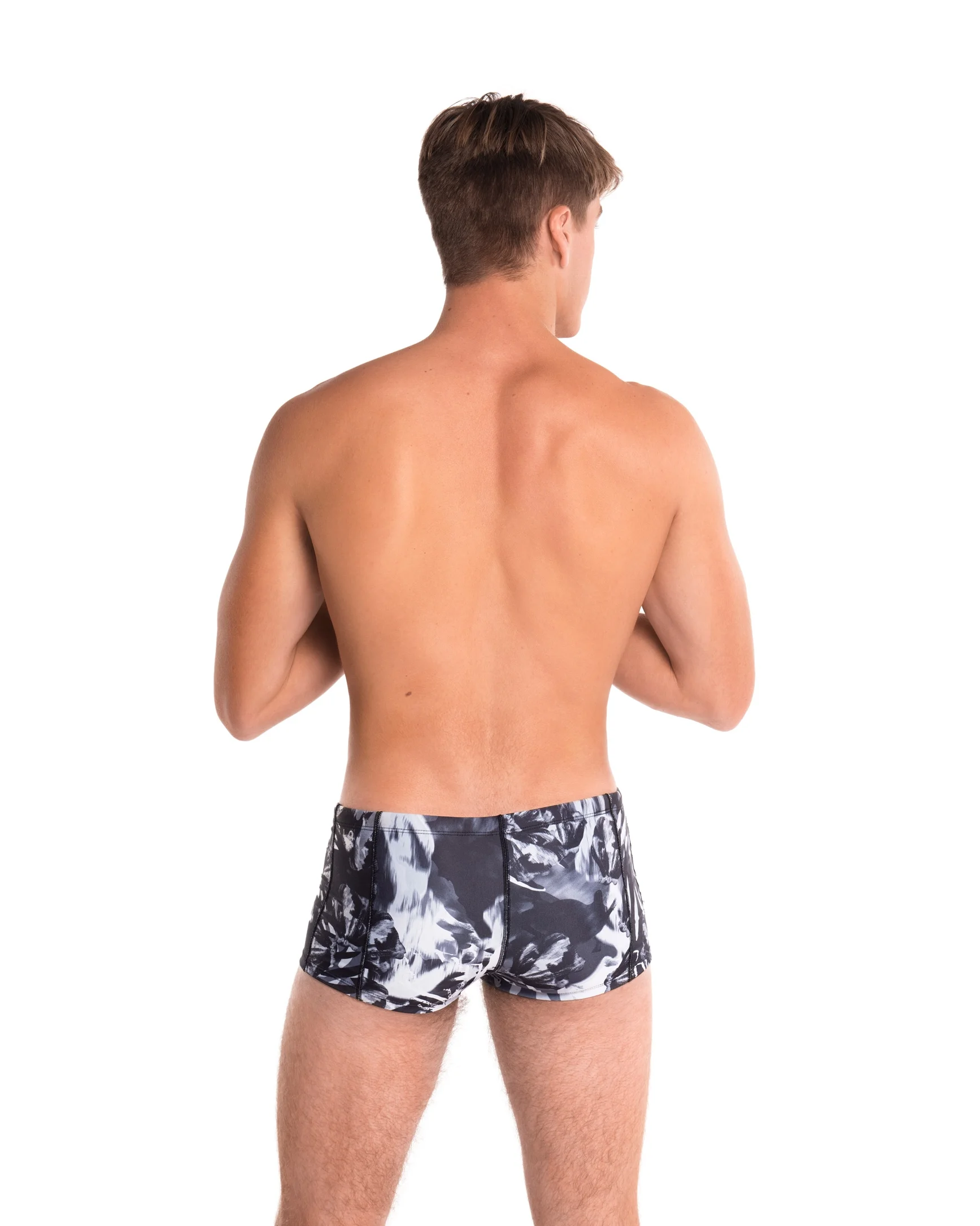 LO-swimwear-368_2_web.jpg
