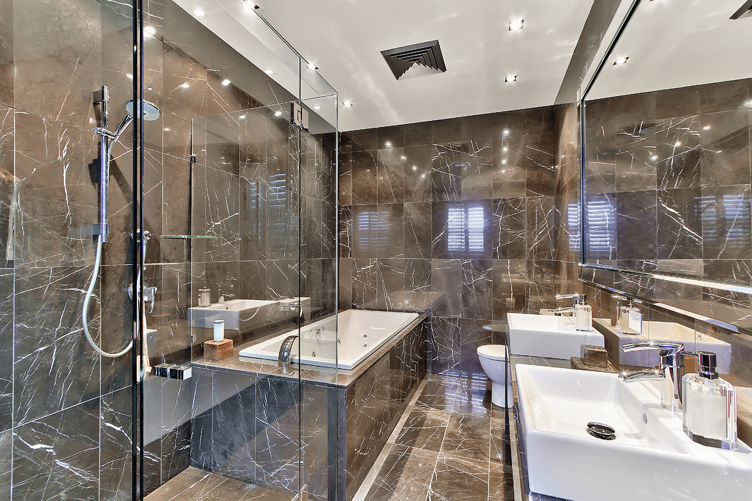 Windermere Rd, Hamilton Interior 3