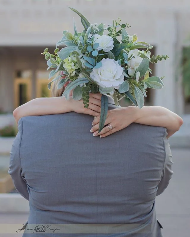 Sometimes it&rsquo;s all about the little details. Other times it&rsquo;s hiding behind the #bouquets.
.
.
@jeramysnapsphotos for more of the fun &amp; teasers!
.
.
#azphotog #azweddingdj #engagementsession #engagementshoot #bridalshoot #bridalphotos