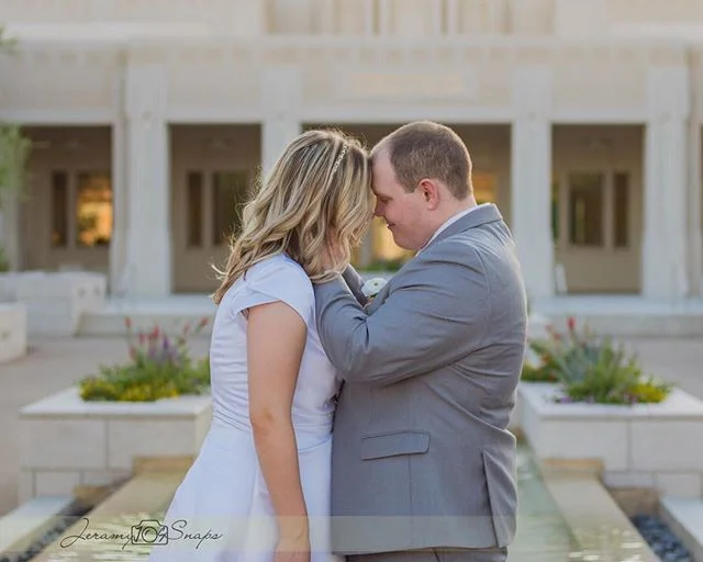 &ldquo;It&rsquo;s the unspoken words &amp; actions that speak volumes in love.&rdquo; ~ @jeramysnapsphotos