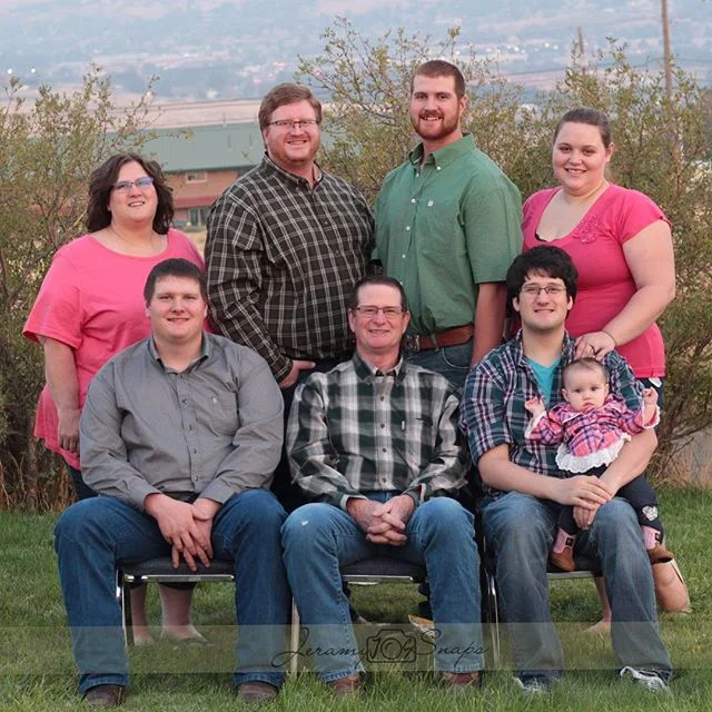 Finally time to get to work on my own #familysession.

Backdropped by the City of #pendleton during the week of #pendletonroundup 2017.