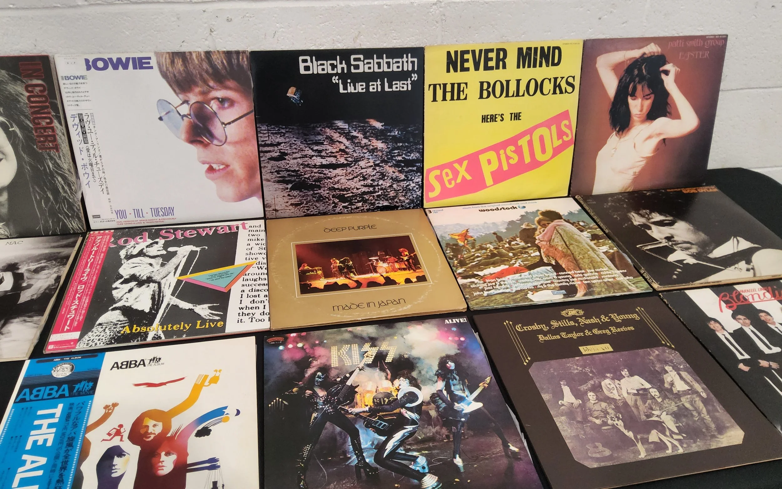 Extensive 40 Year Vinyl Collection Auction