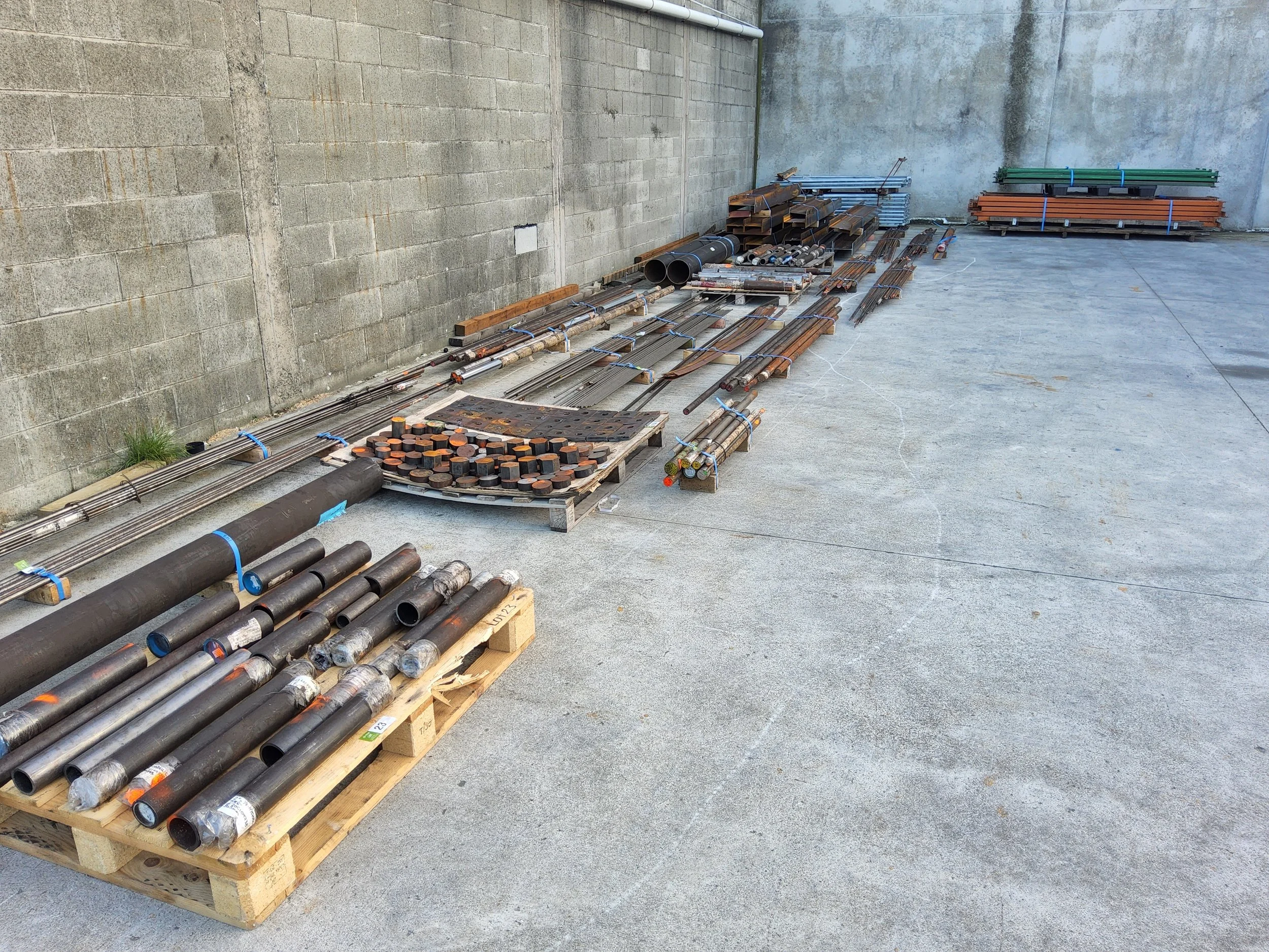 Assorted Steel, New Waratahs &amp; Industrial Tools Clearance