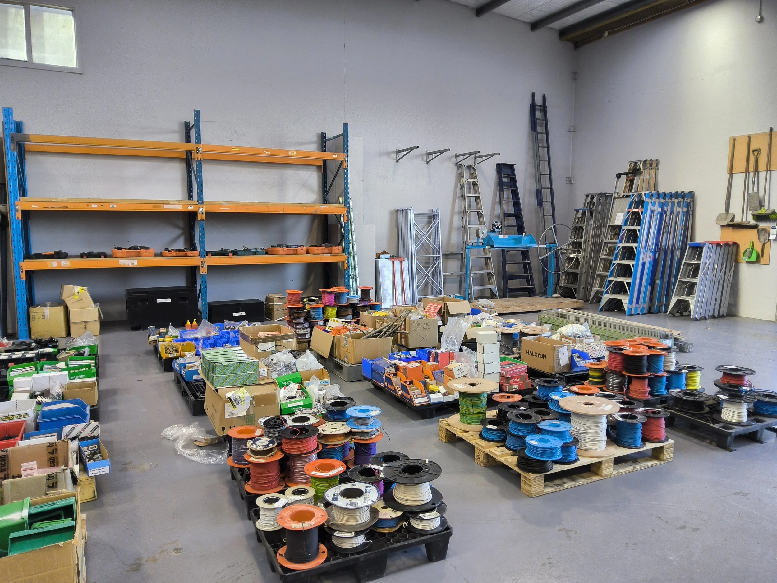 Mechanical Electrical Company Close Down. Onsite Location - Bromley