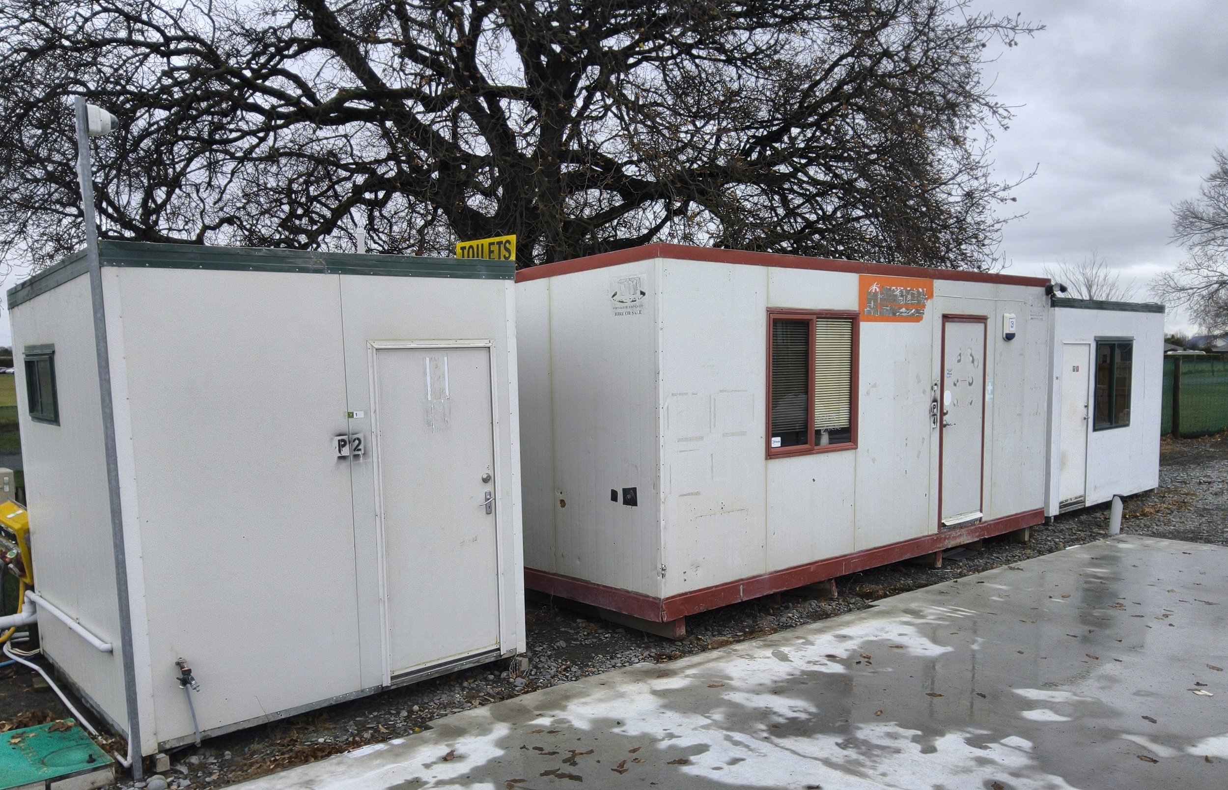 Relocatable Site Toilet Block, Offices &amp; 20FT Shipping Container. Onsite Location. (Auction Dates TBC)
