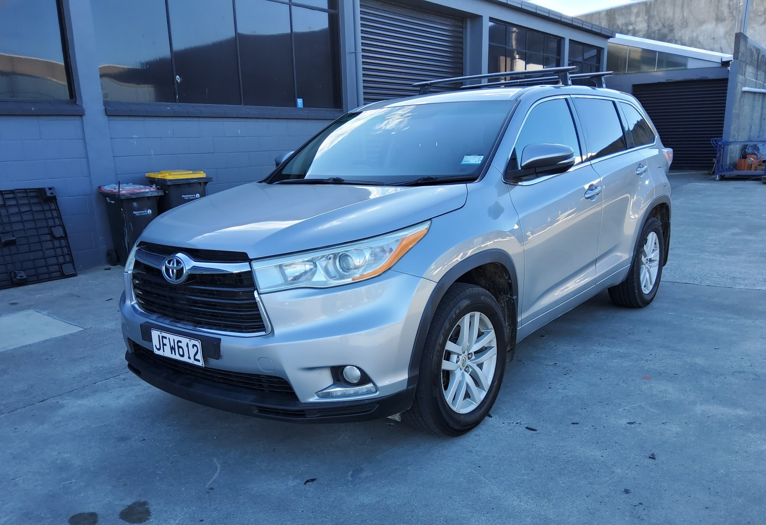 2015 Toyota Highlander 4WD, Plate Compactor on Trailer, Industrial Racking, Props, New Waratahs &amp; More
