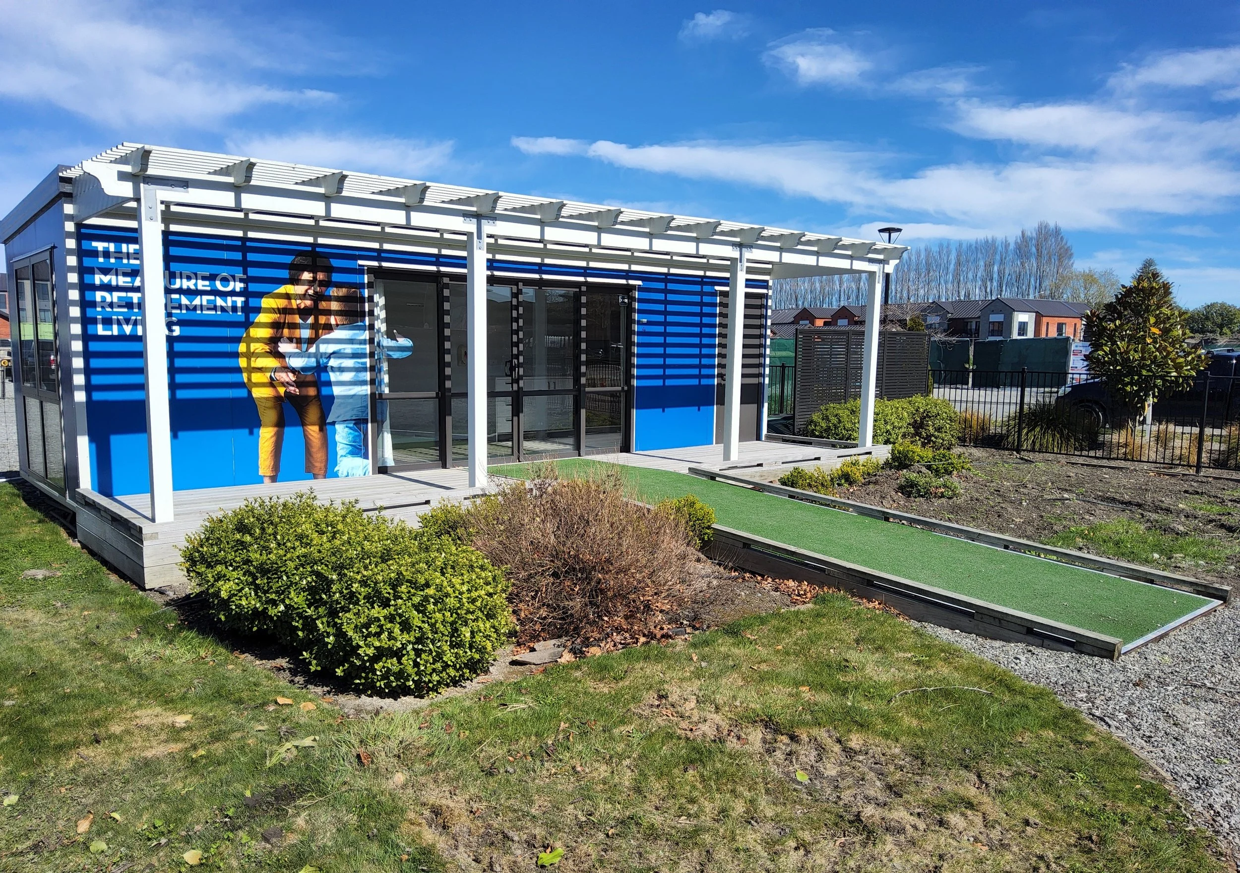 Relocatable Portacom with Kitchen &amp; Toilet, Site Offices (2), 10ft &amp; 20ft Containers