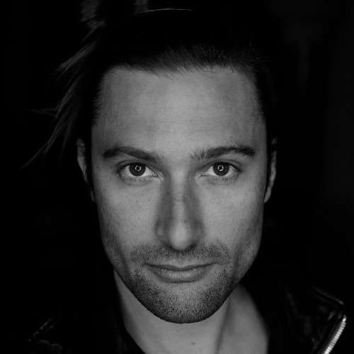 Jesse White-Cinis