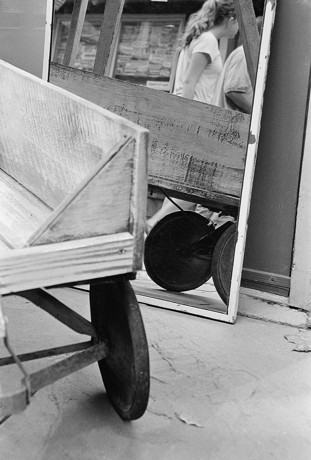 mirror_wagon_web.b.jpg