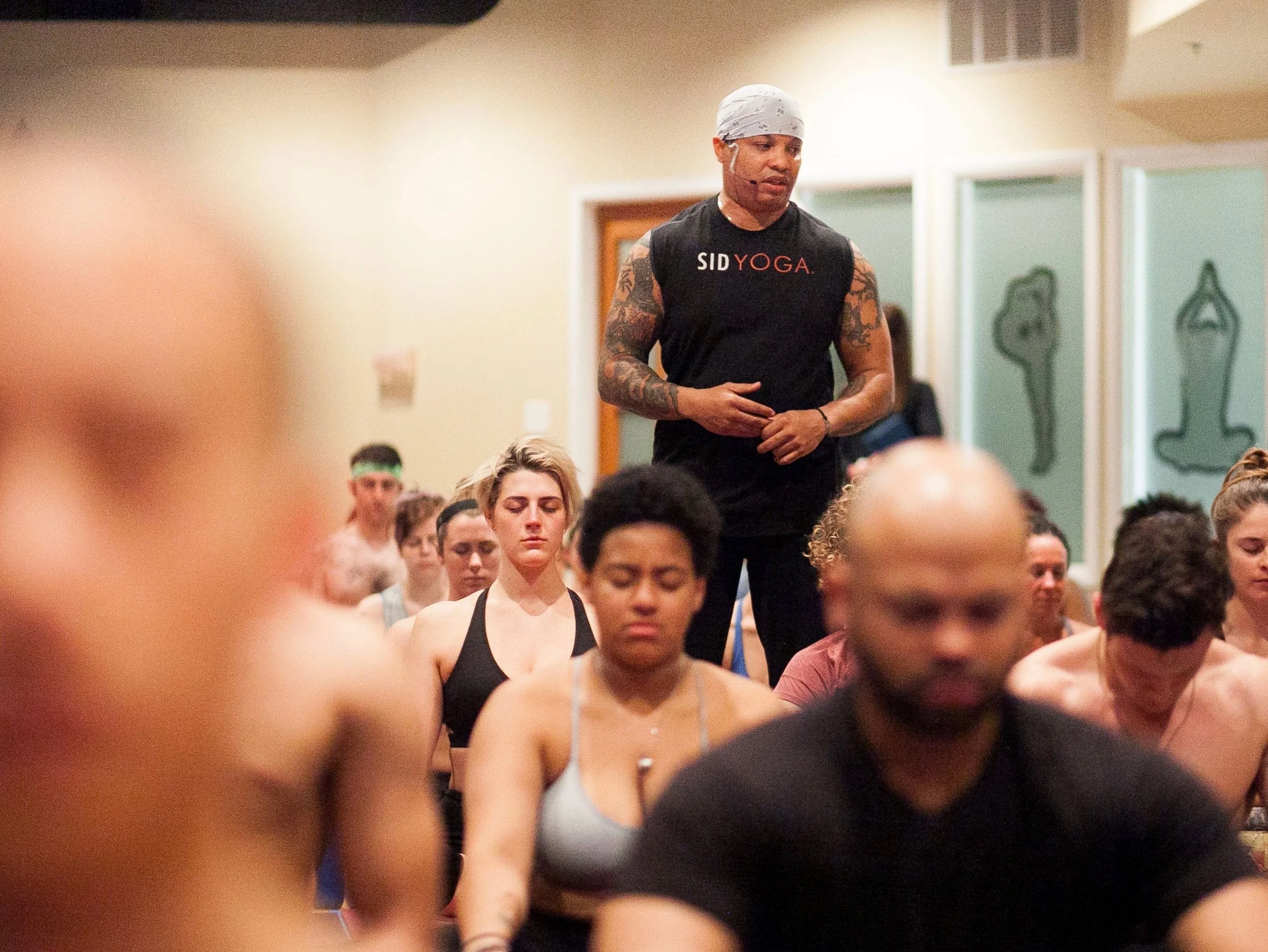 Be guided by over 50 years of experience in meditation.