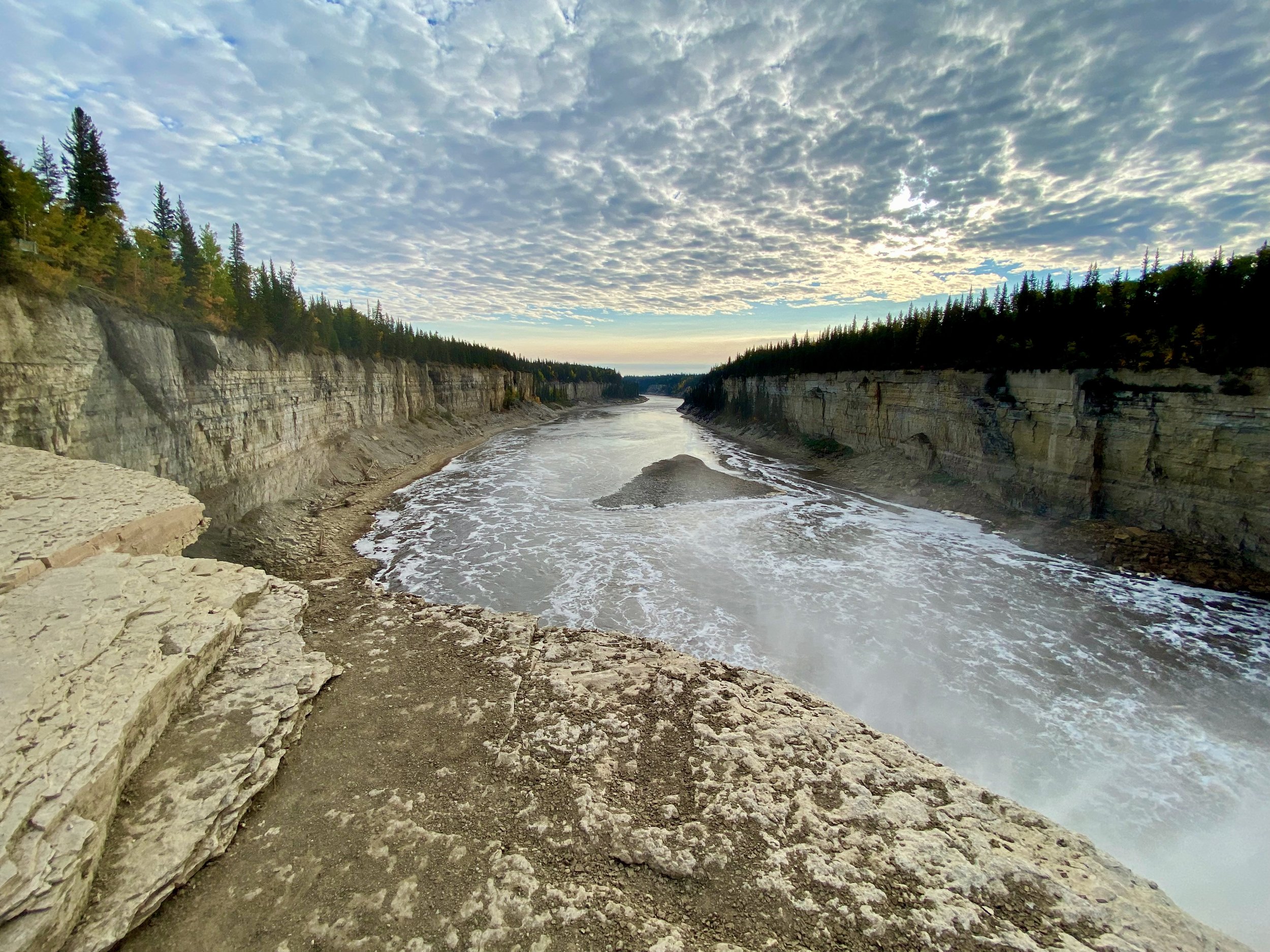 Hay River is very big. Nothing like the MacKenzie, but big nonetheless by most standards.