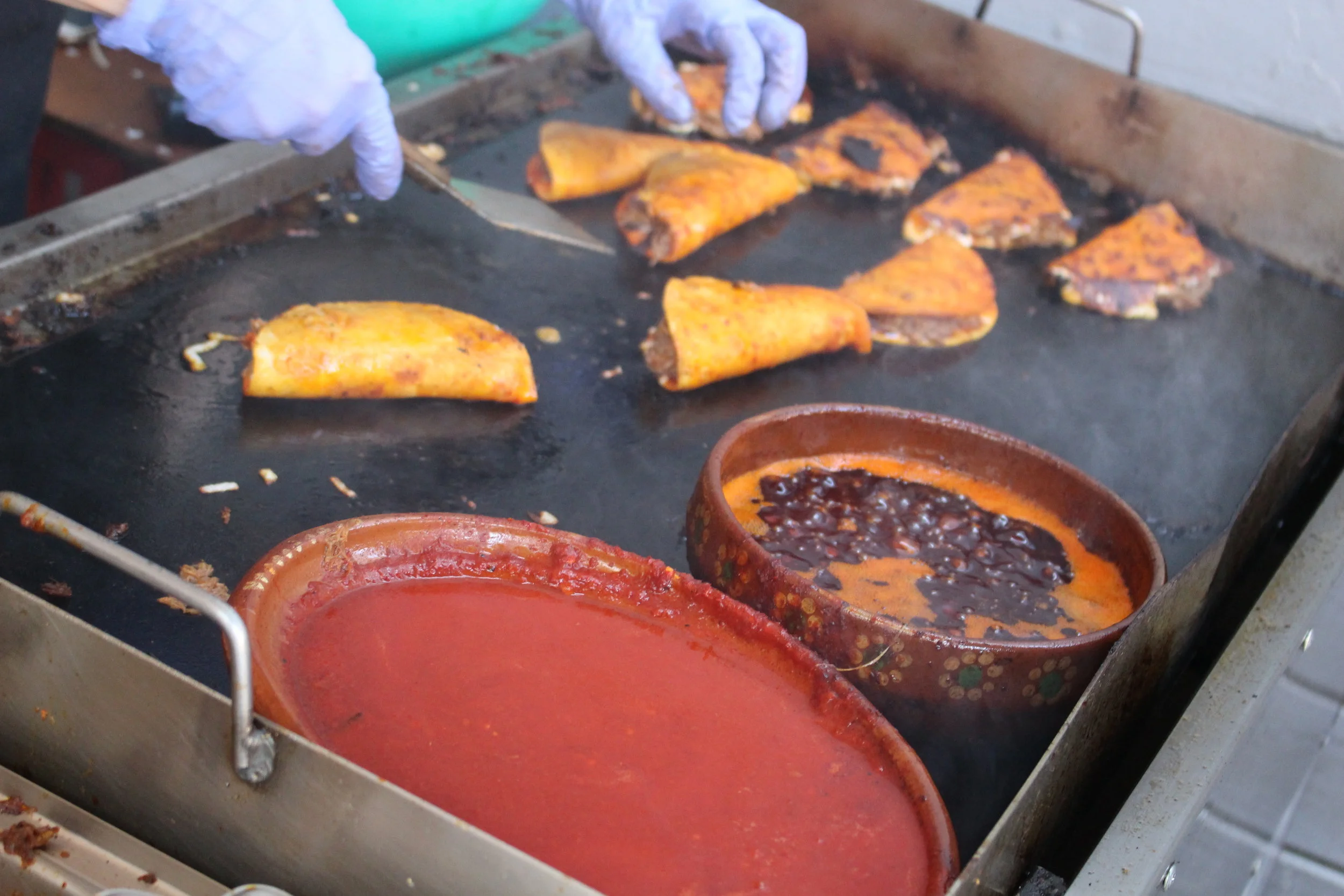 People Are Freaking Out About These Garage Tacos