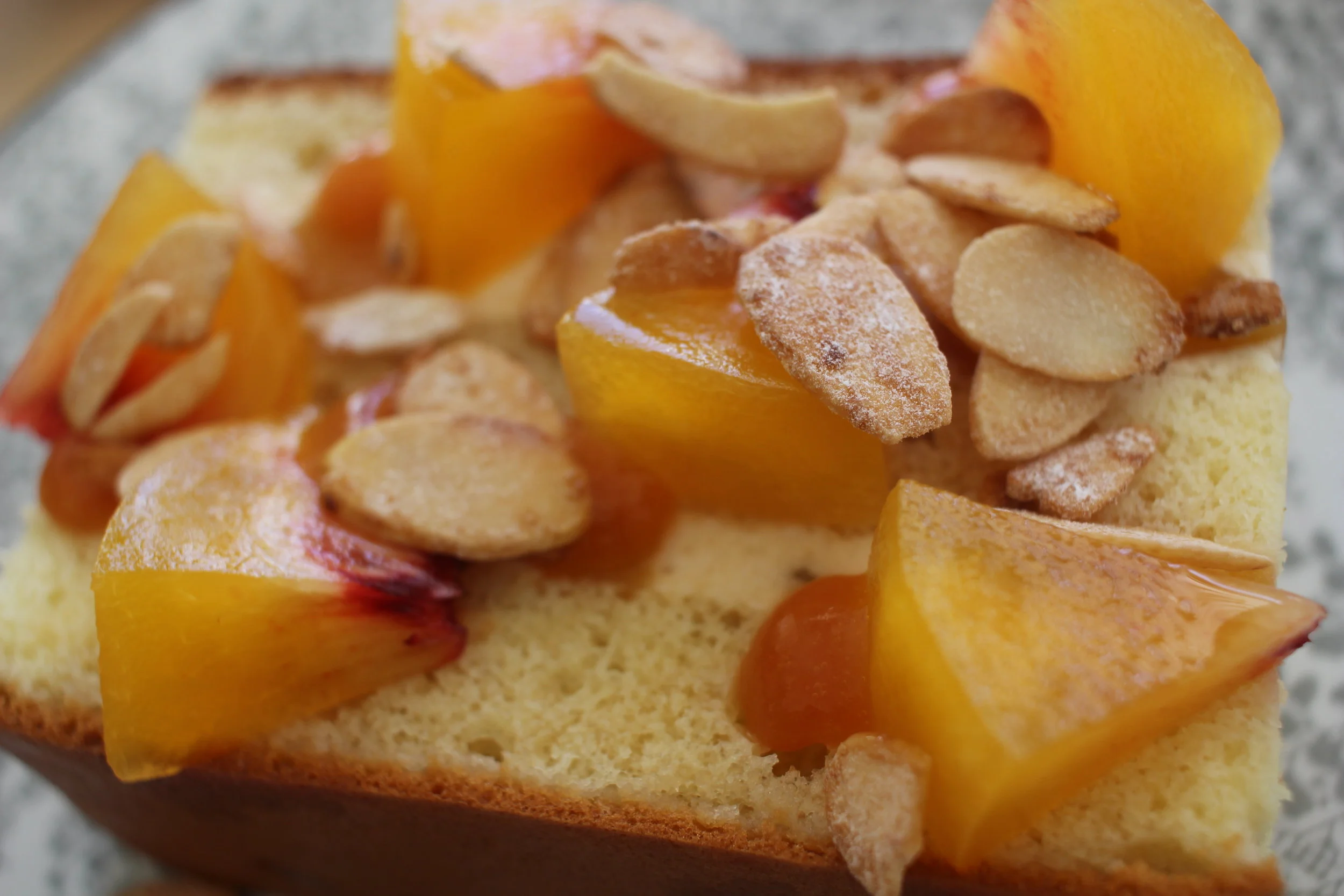 Hot New Cake Crush: Breadbelly's Peach Castella