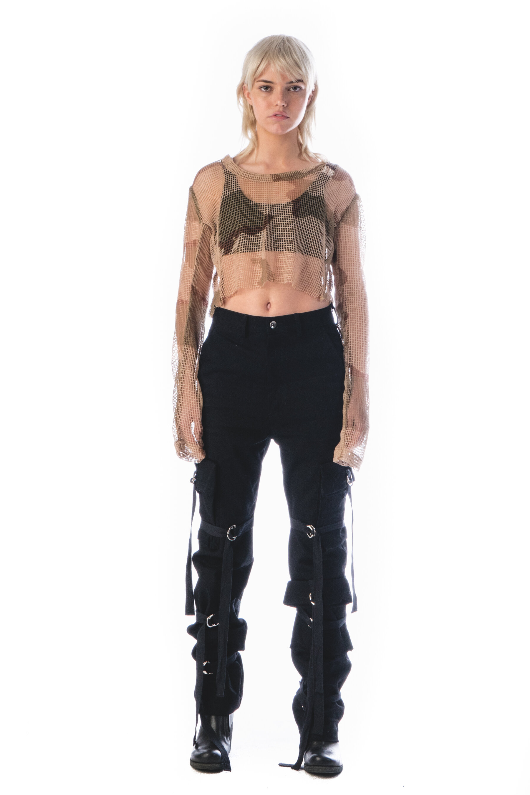 VILAR_SYLO_CROPPED_MESH_LONGSLEEVE1.jpg