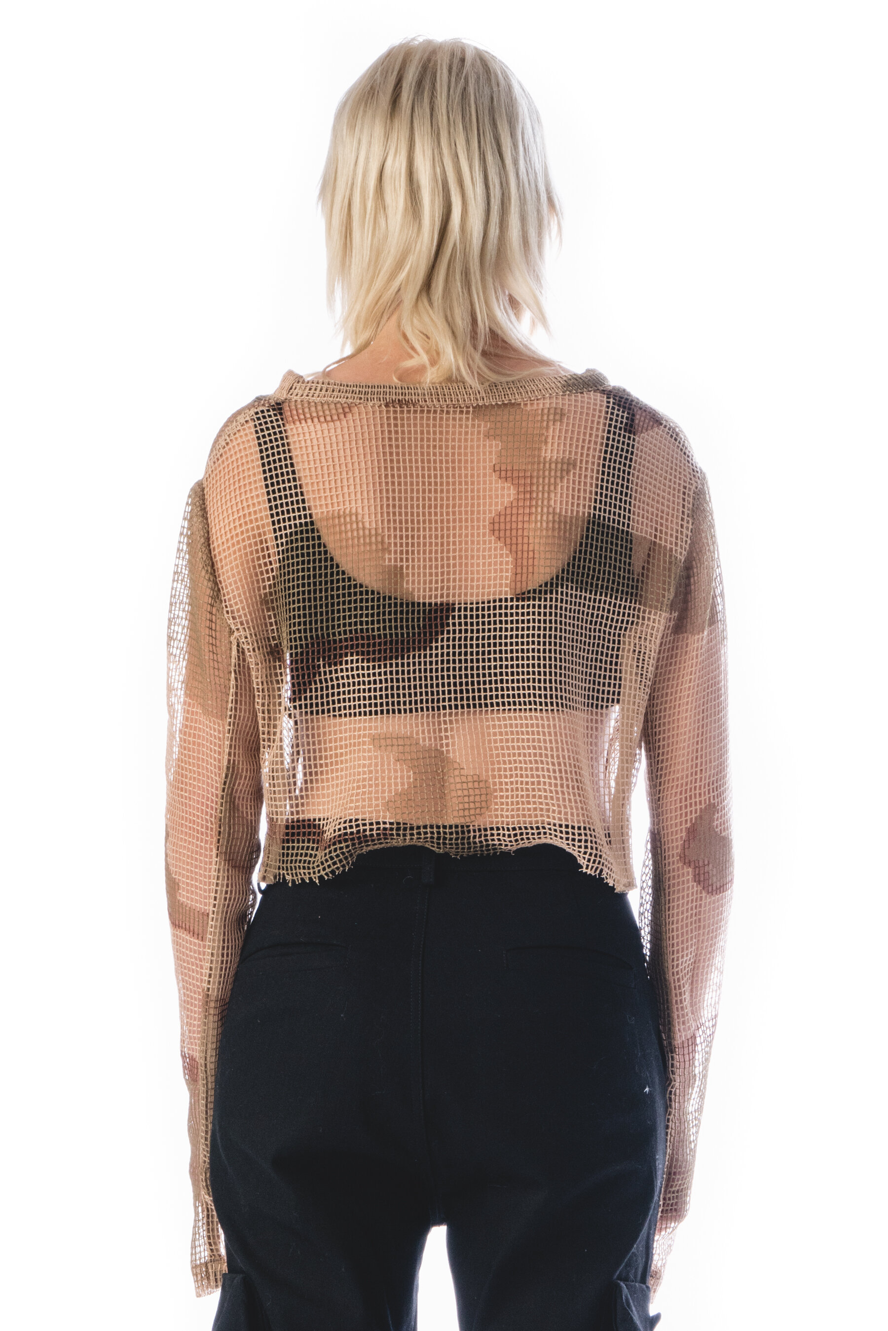 VILAR_SYLO_CROPPED_MESH_LONGSLEEVE5.jpg