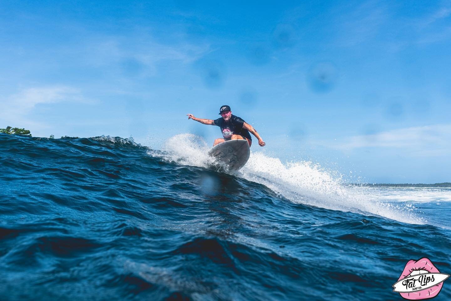 The boss, @timinsiargao rippin&rsquo; in salvacion 👊🏽 📷 @mati.olivieri.surfph 

Shop the image by dropping in the shop! 

#FatLipsForever
#FatLipsSiargao
#FatLipsPH
#SiargaoIsland