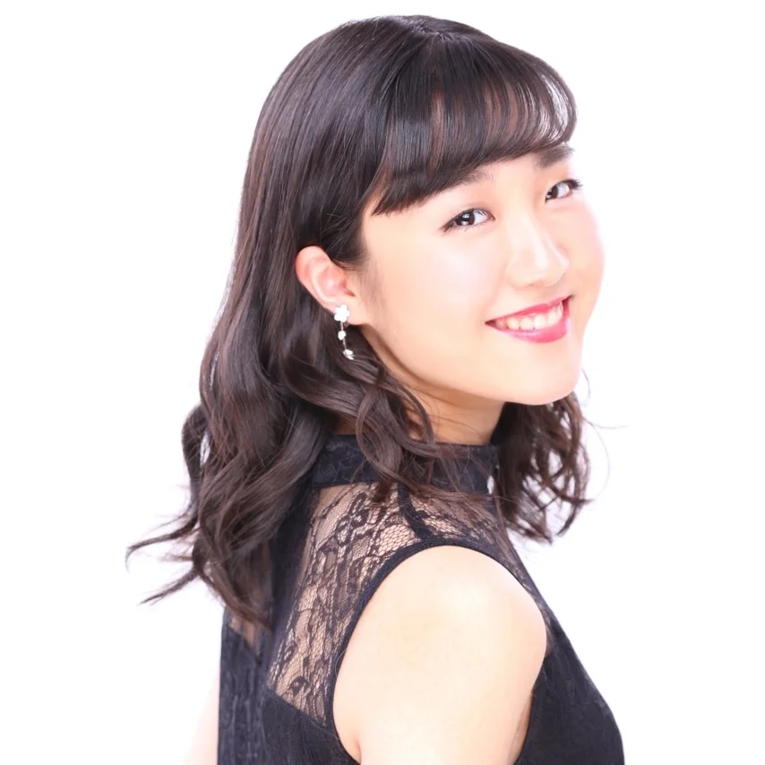 Miu Ishikawa (Age: 18)