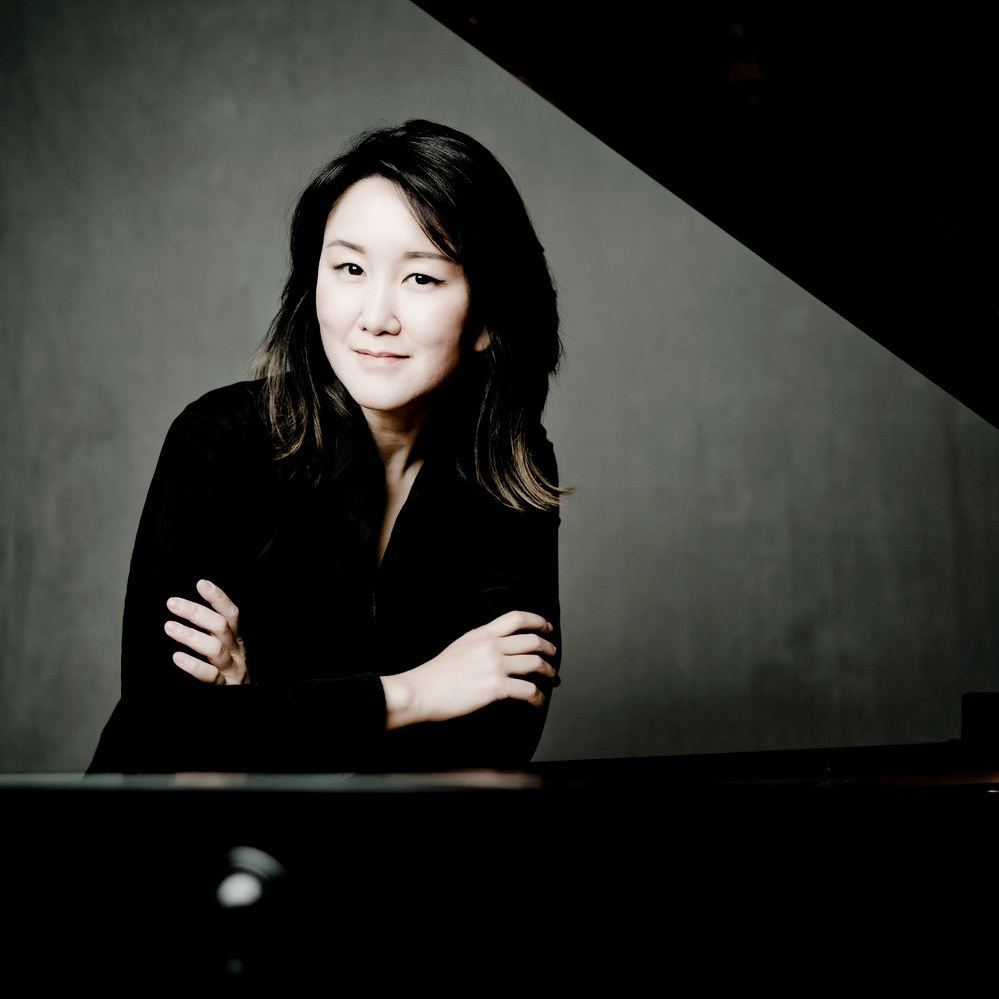 MASTERCLASS with Klara Min