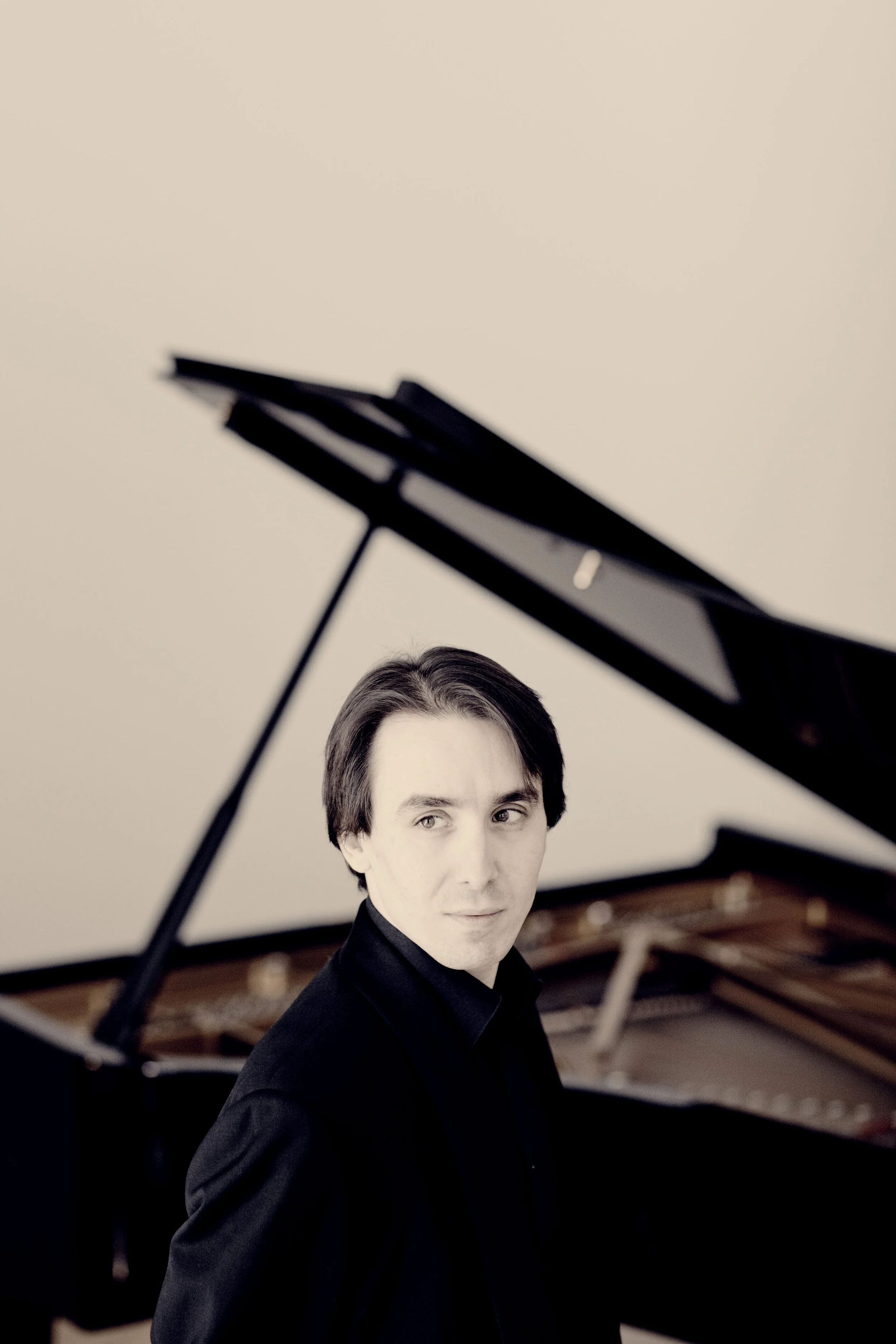 Gabriele Leporatti, piano