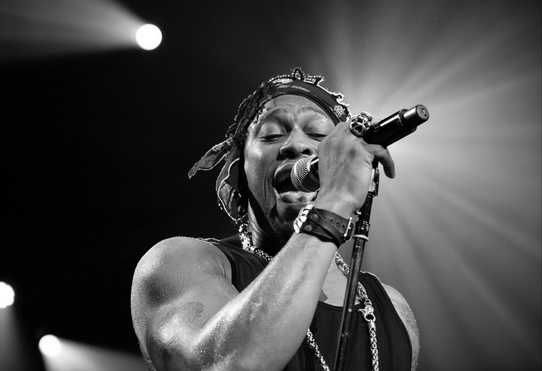 'He Tends to Hide' Dissecting 'Devil’s Pie: D’Angelo' &amp; Celebrity Distance