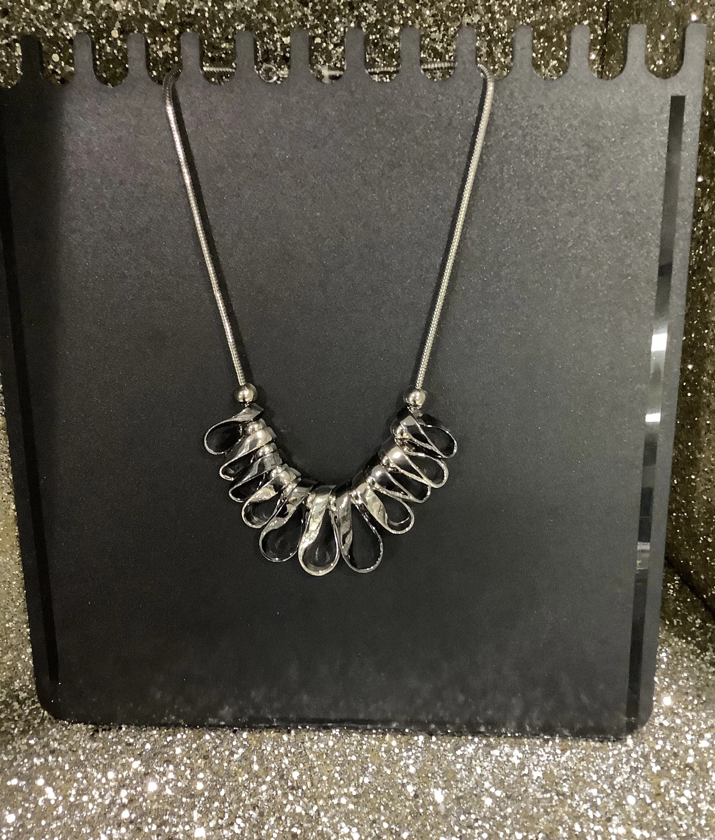 90040178-8980-408F-813B-FAA335552304