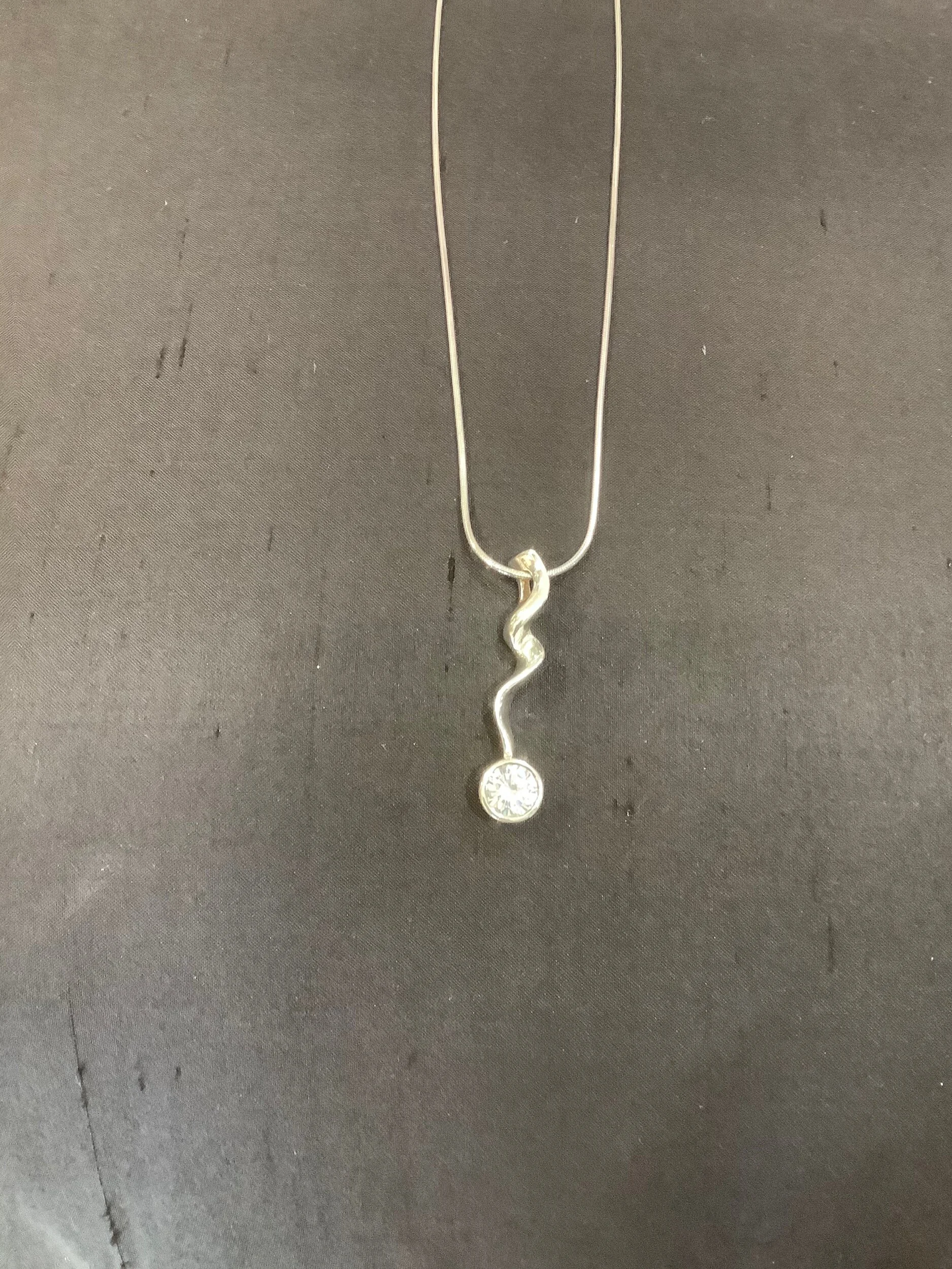 825C87F8-13A5-44CF-BE25-A1F88D72ED7B