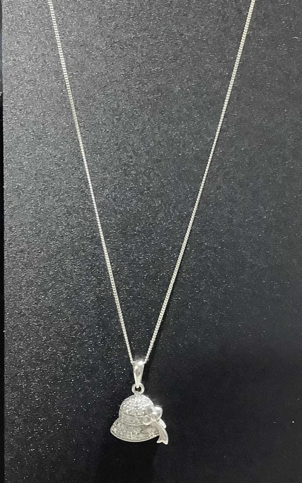 5F2E06AF-592A-4F15-94B2-CE9FAAD344CF