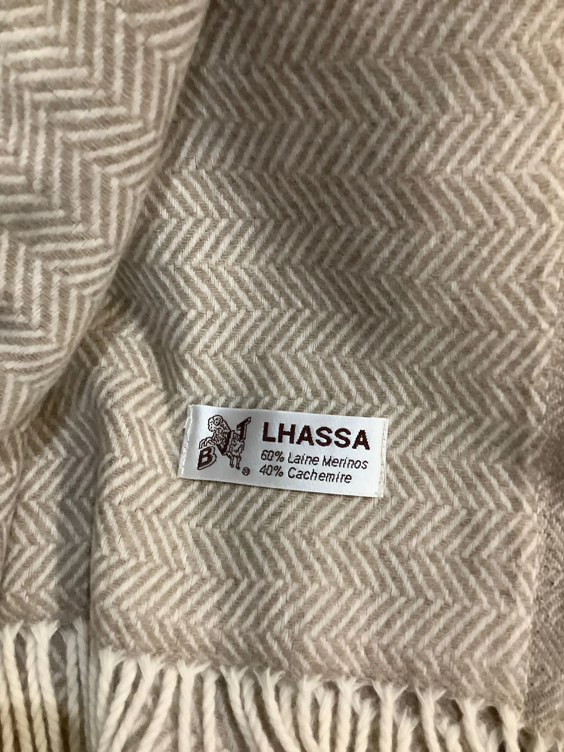 DD108F6B-D703-44D3-BF78-526C964C38F8