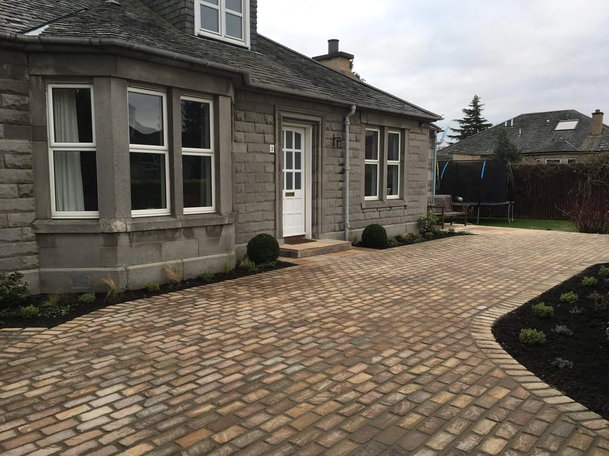 Edinburgh Driveways From Traditional to Contemporary — The Edinburgh