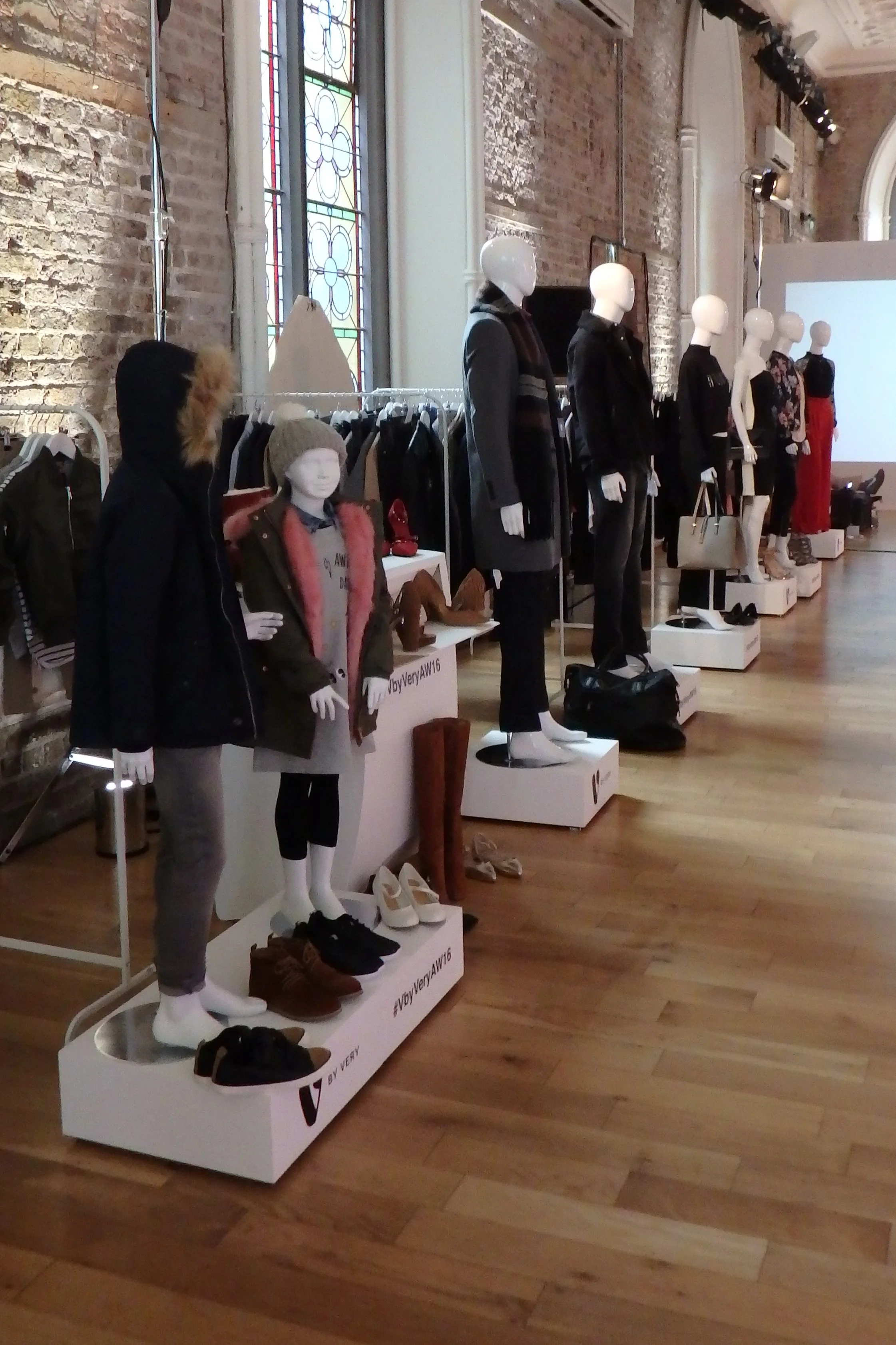 Replacement image for mannequin plinths.jpg