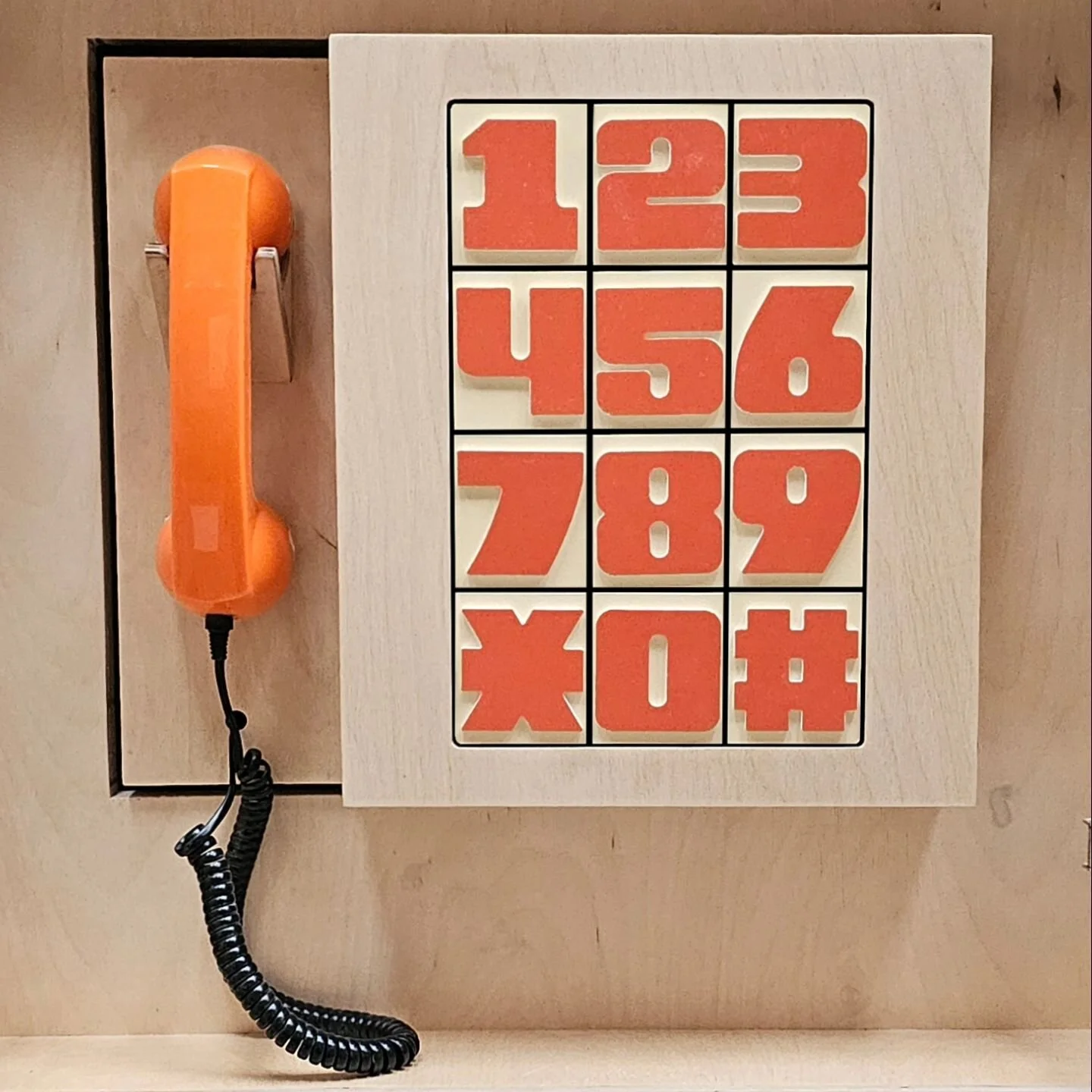 We really enjoyed creating this interactive phone in collaboration with the good folk from @accentureireland. Sometimes it's the smallest builds that are most rewarding