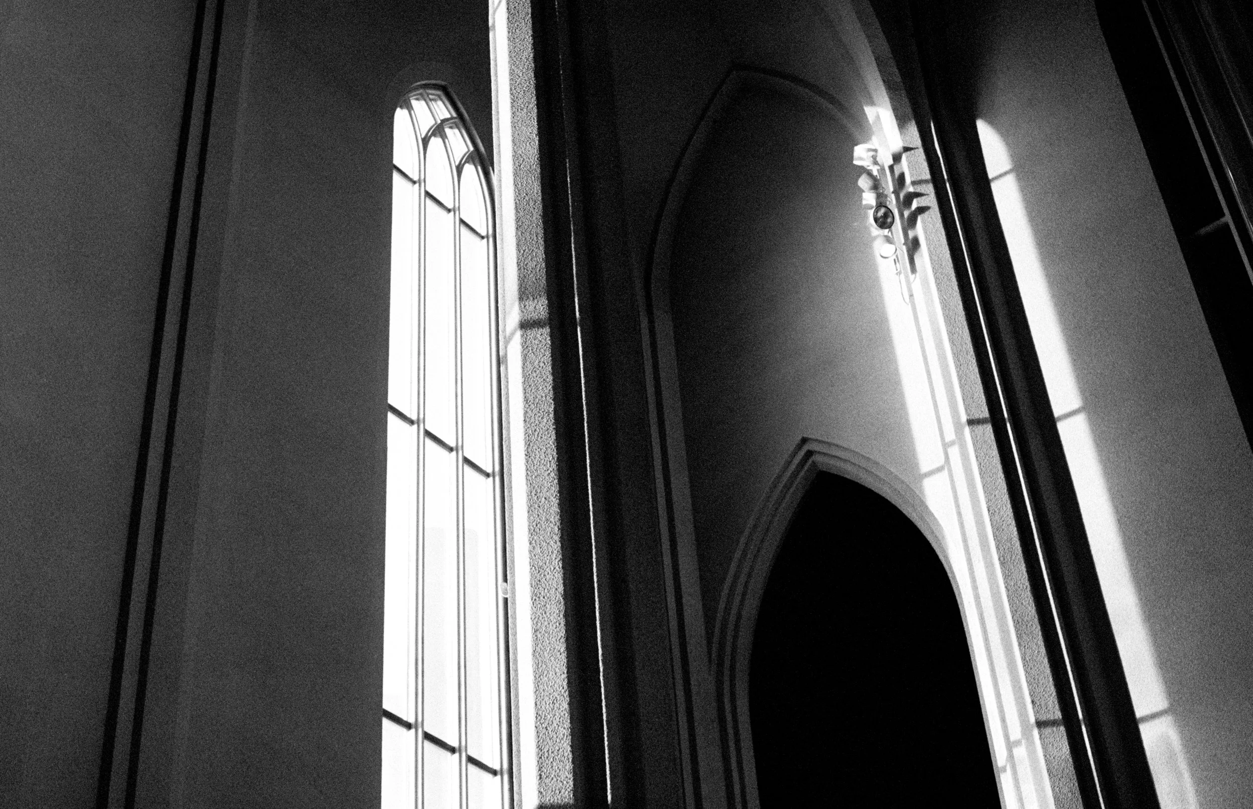 Iceland Black and White-33 copy.jpg