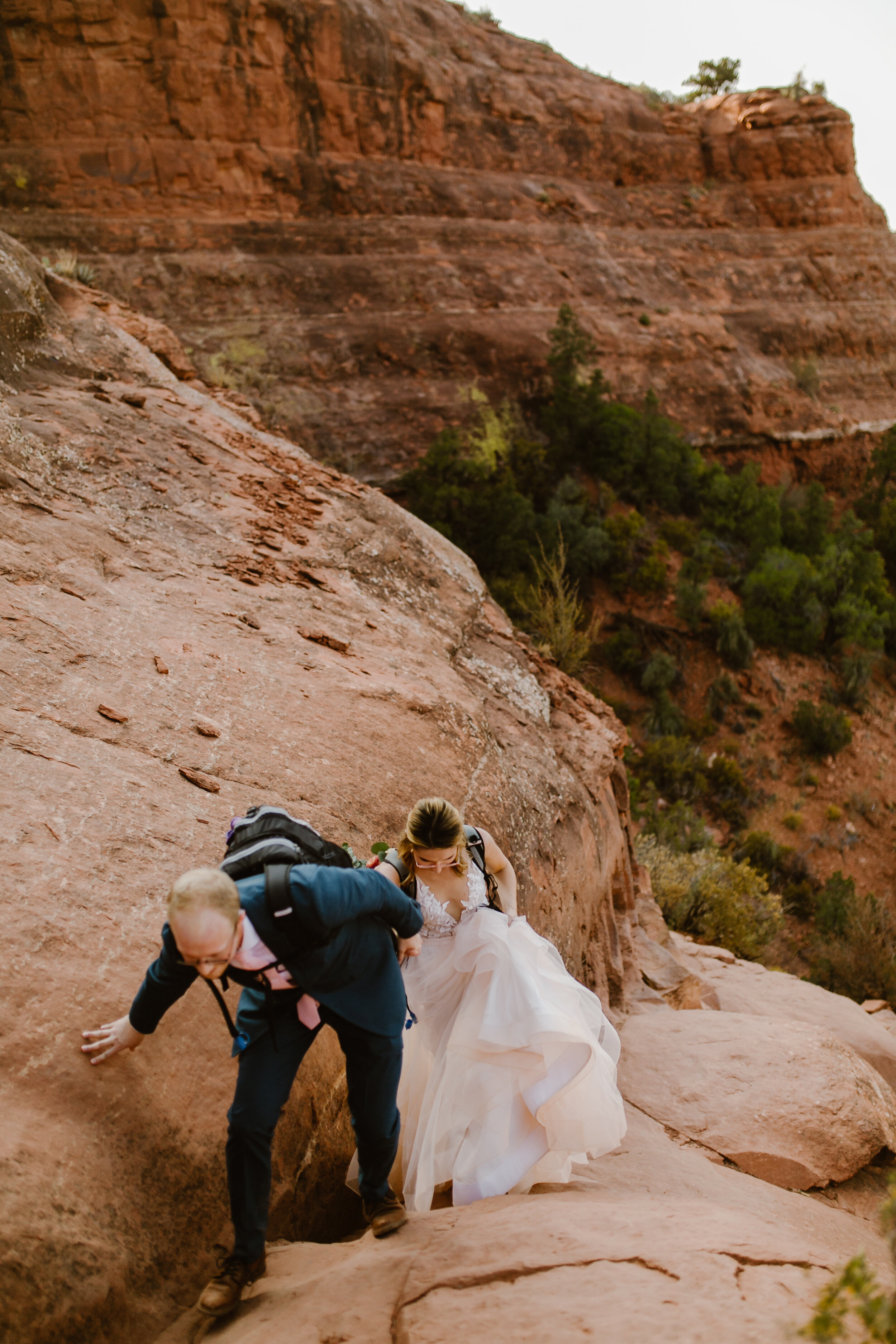 Andrea+Zack_CATHEDRAL_ROCK_Getting Ready+Ceremony-129.jpg