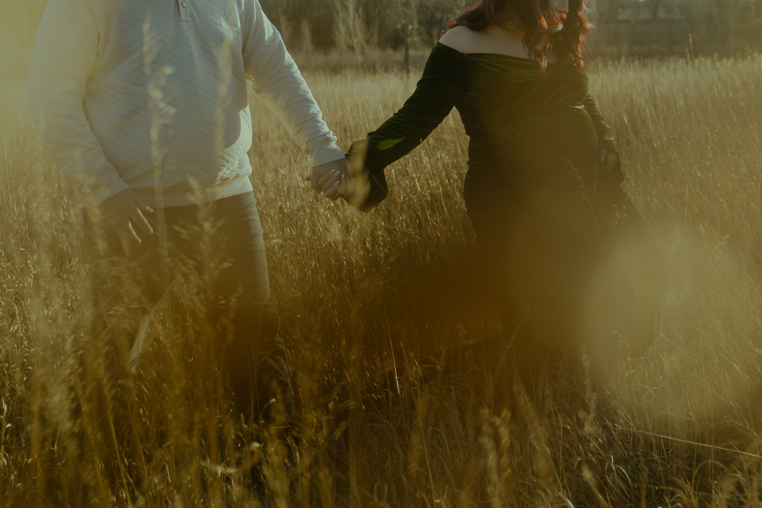 What to wear to your engagement session or couples session | From the Fountain 