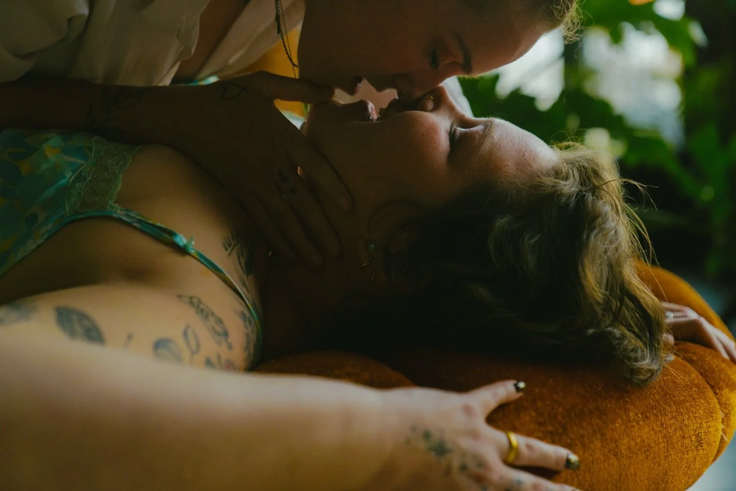 Ever thought of doing a spicy couples boudoir sesh? 🥵
Cause you should.
More details in my latest blog post! Click the link in my bio to check it out on my blog page.
#couplesboudoir #denverphotographer #denverweddingphotographer #denverengagementph