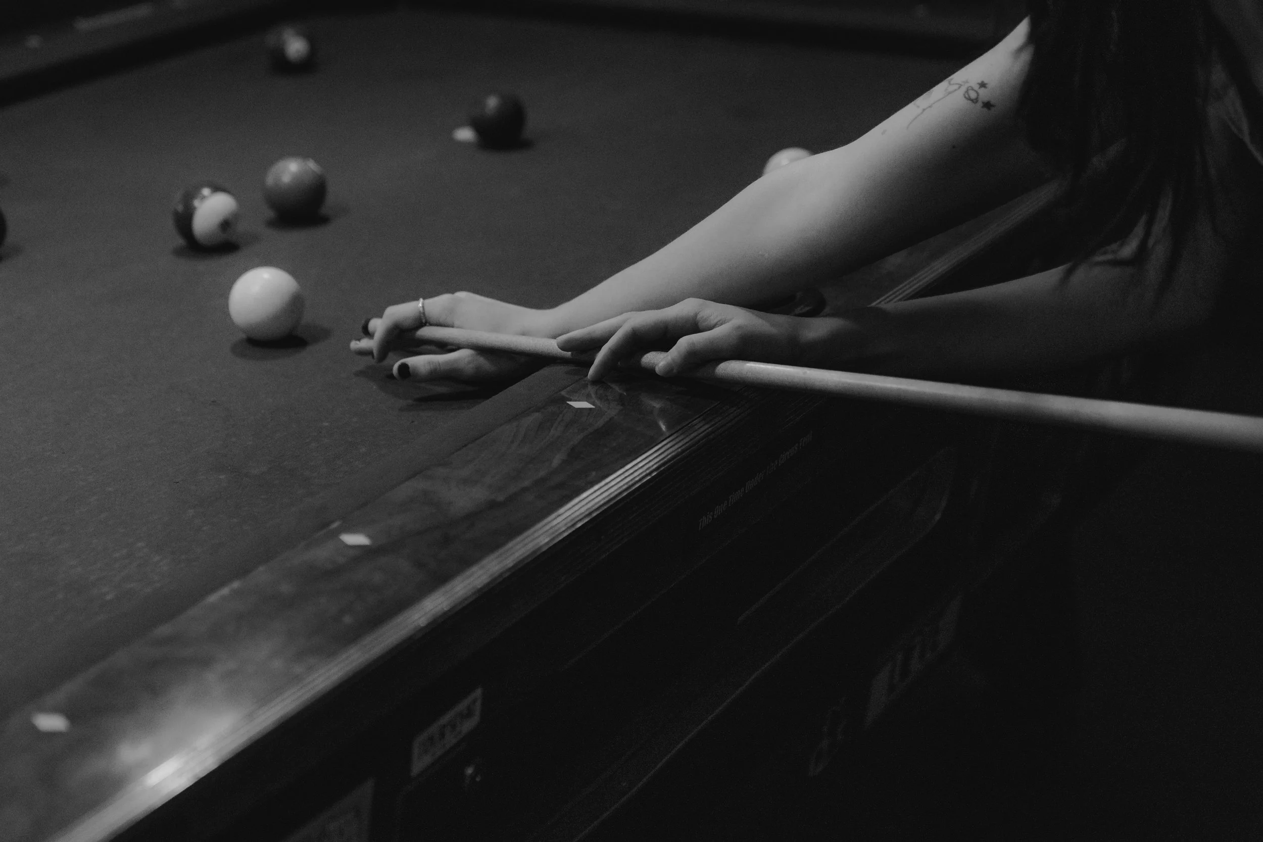 KELSITAWNYSESH-8pool-hall-engagement-photos.jpg