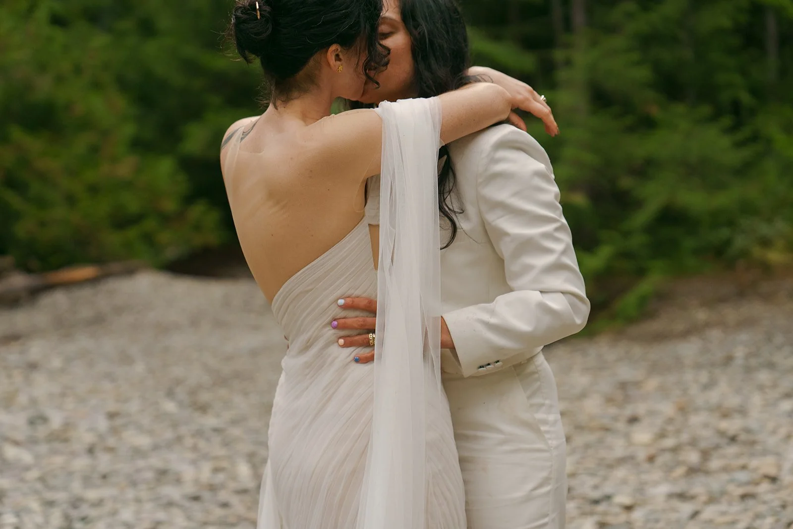 GLACIER-NATIONAL-PARK-ELOPEMENT-WEDDING-14.jpg