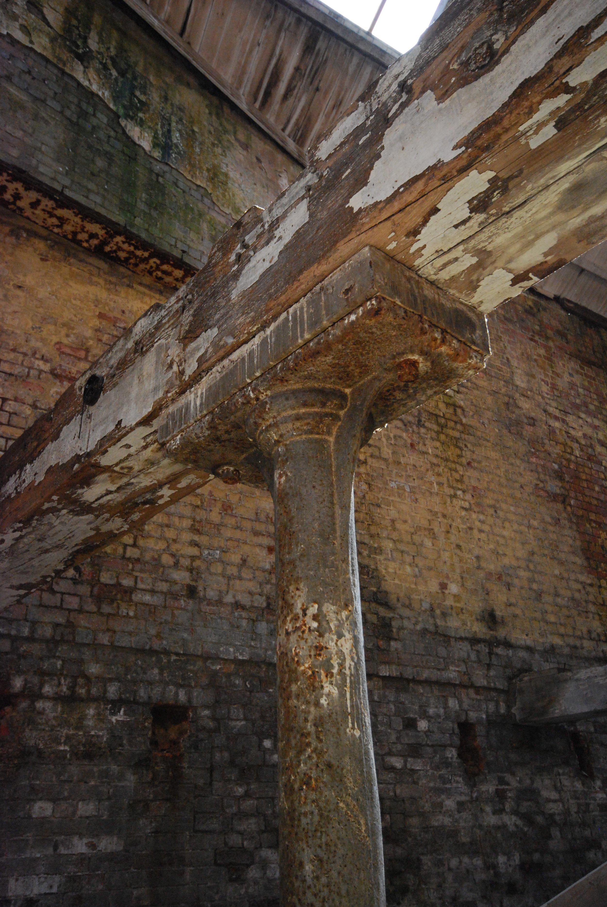 Albion Archaeology project. Column in Wolverton Royal Train Sheds, May 2008