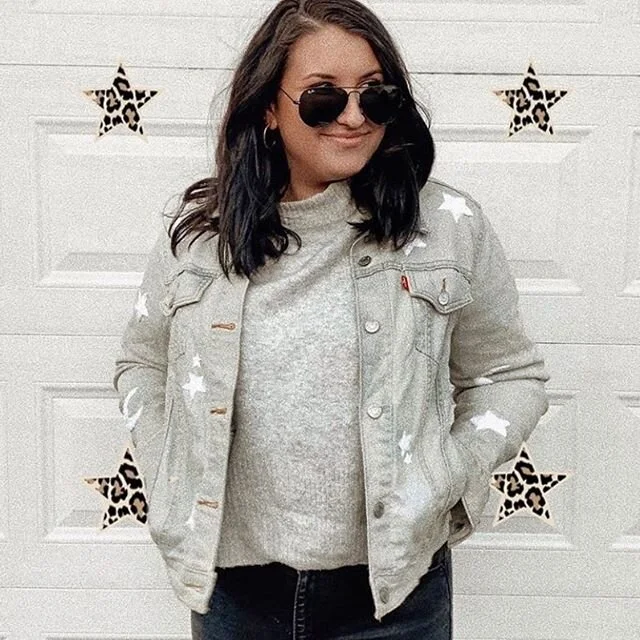 ✨the Friday feeling✨ cutest gal @alifacc in her custom MPUSA! Ali is a contributor at @buzzfeed and has her own line @myohmysupplyco ... def check it out if you love all things Disney! They have the cutest tees 💕✨#handembroidery on an #acidwash @lev