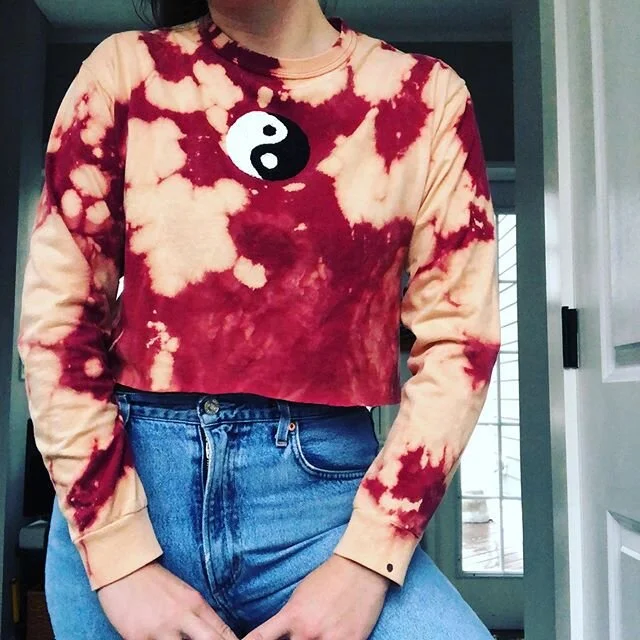 ⚡️✨BLEACH✨⚡️ something fun to do with your stockpile of bleach during your social distancing - an easy way to flex your creative muscle! swipe to see the before ✨⚡️#bleach and #handembroidery ☯️ on an #upcycled t-shirt