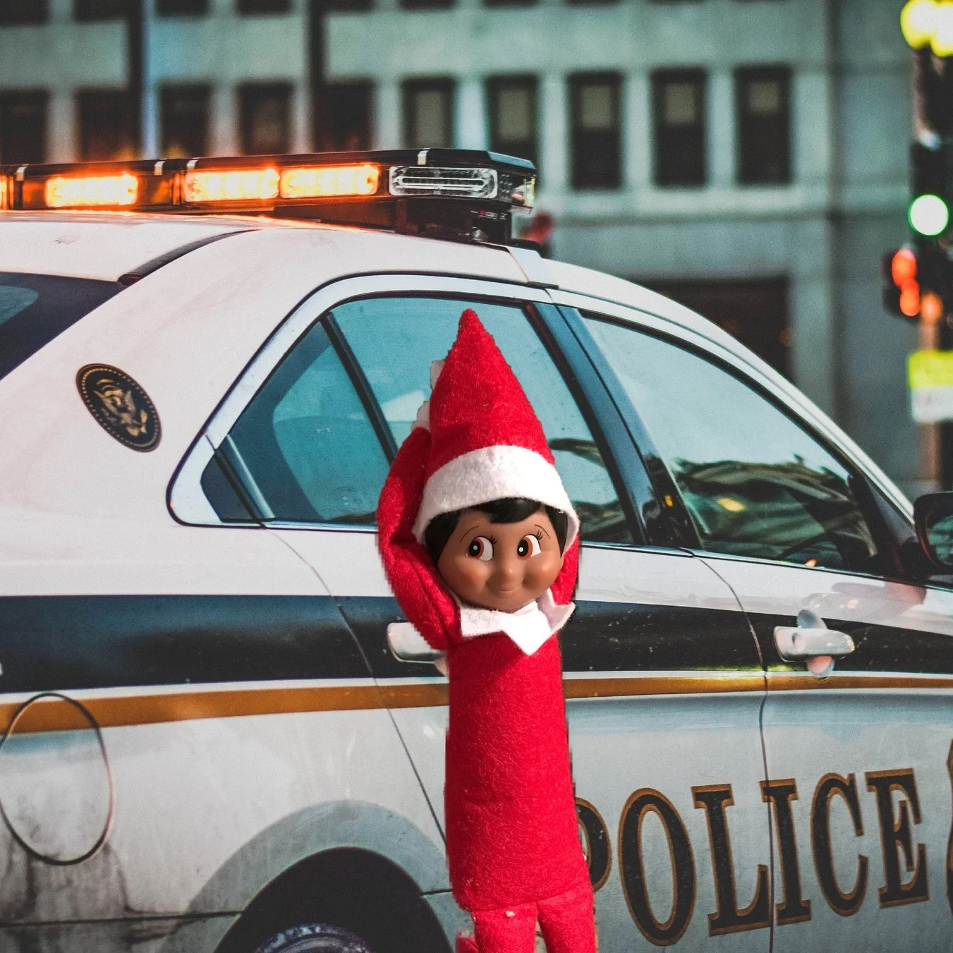 ‘Twas the Noche before Feliz Navidad: An Elf on the Shelf Adventure