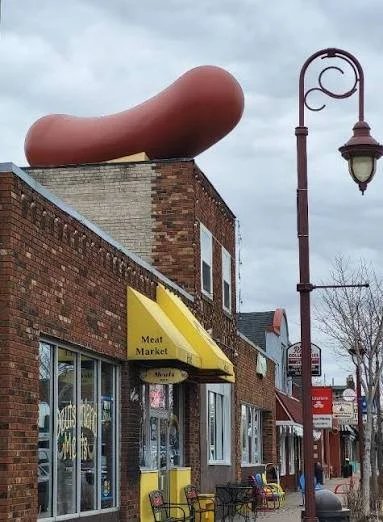 New Women’s Restaurant “Cocks” Here to Stay