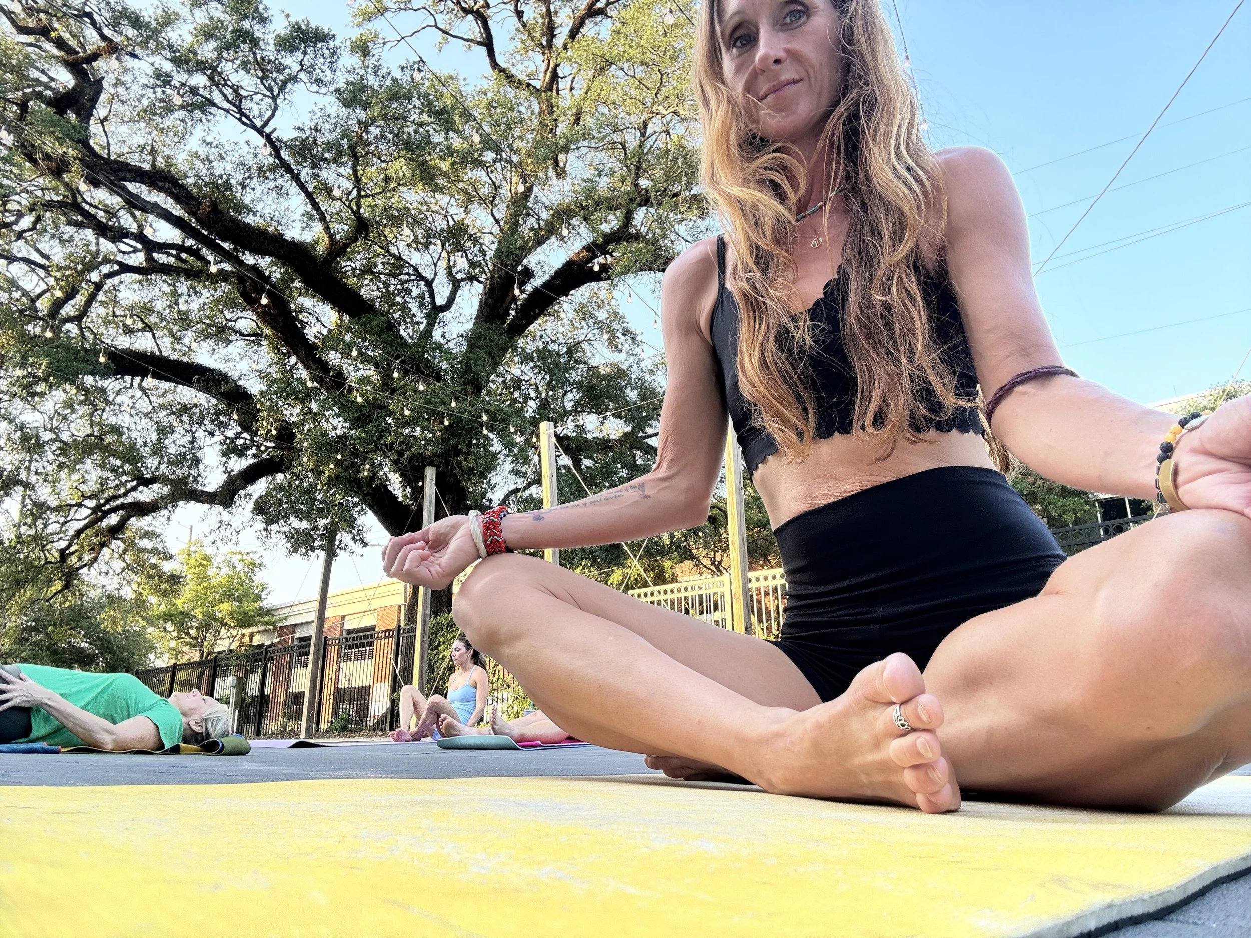 Unmedicated: My holistic toolkit for managing stress &amp; healing trauma wounds
